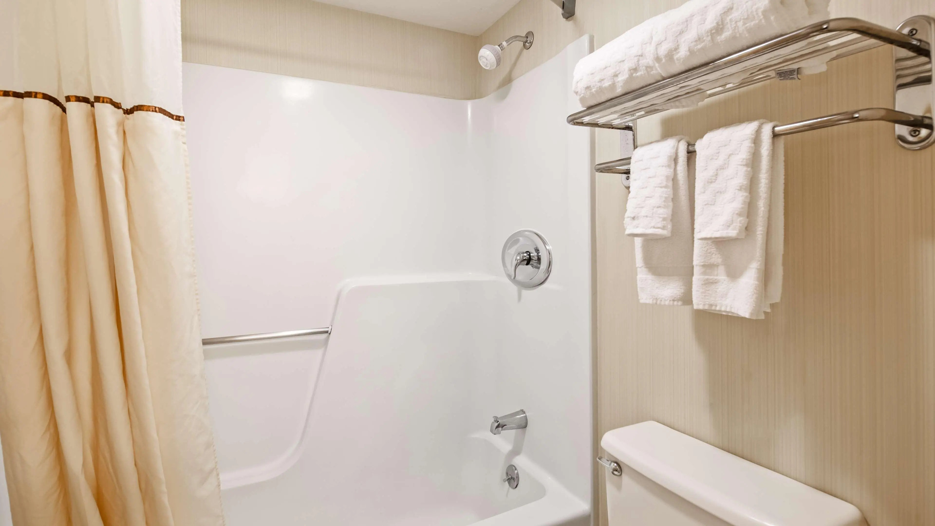 Best Western Inn Buffalo Airport