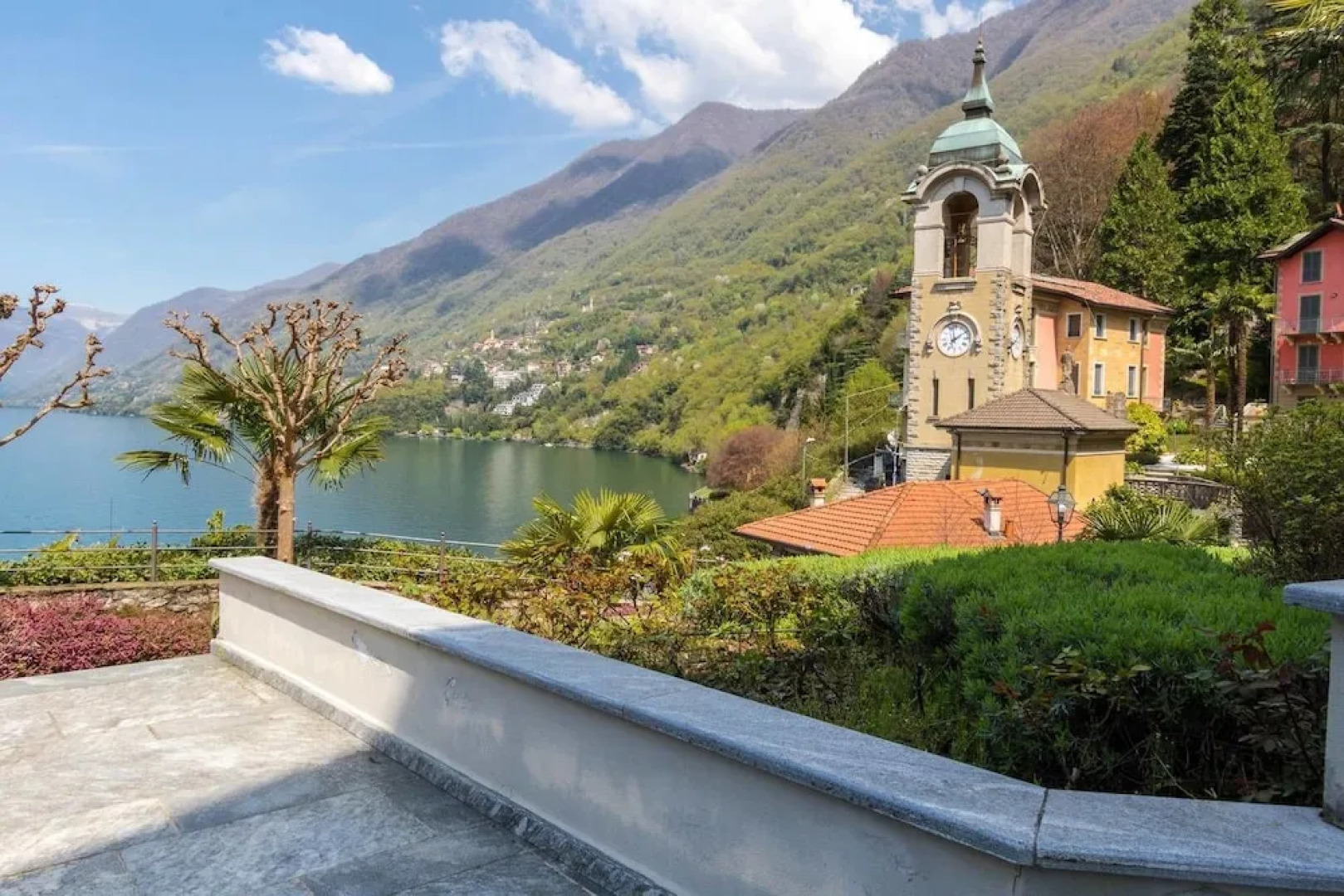 JOIVY Stylish Flat w/ Garden