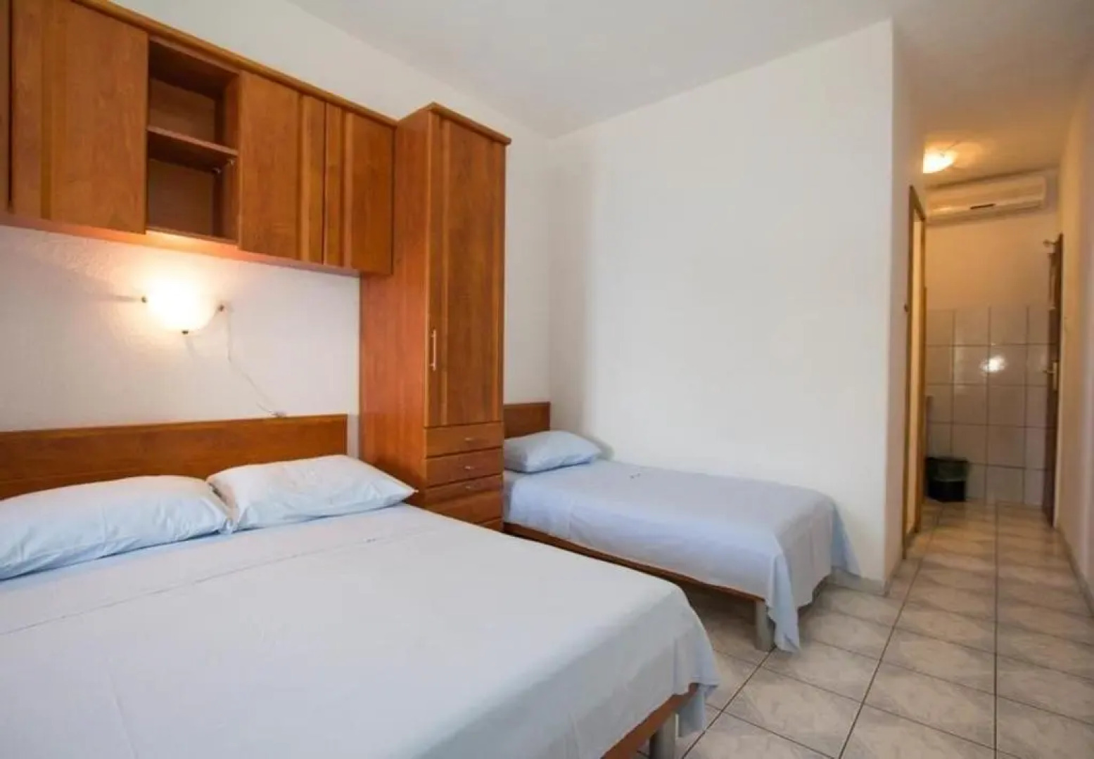 Apartments Juri - 60 m from sea