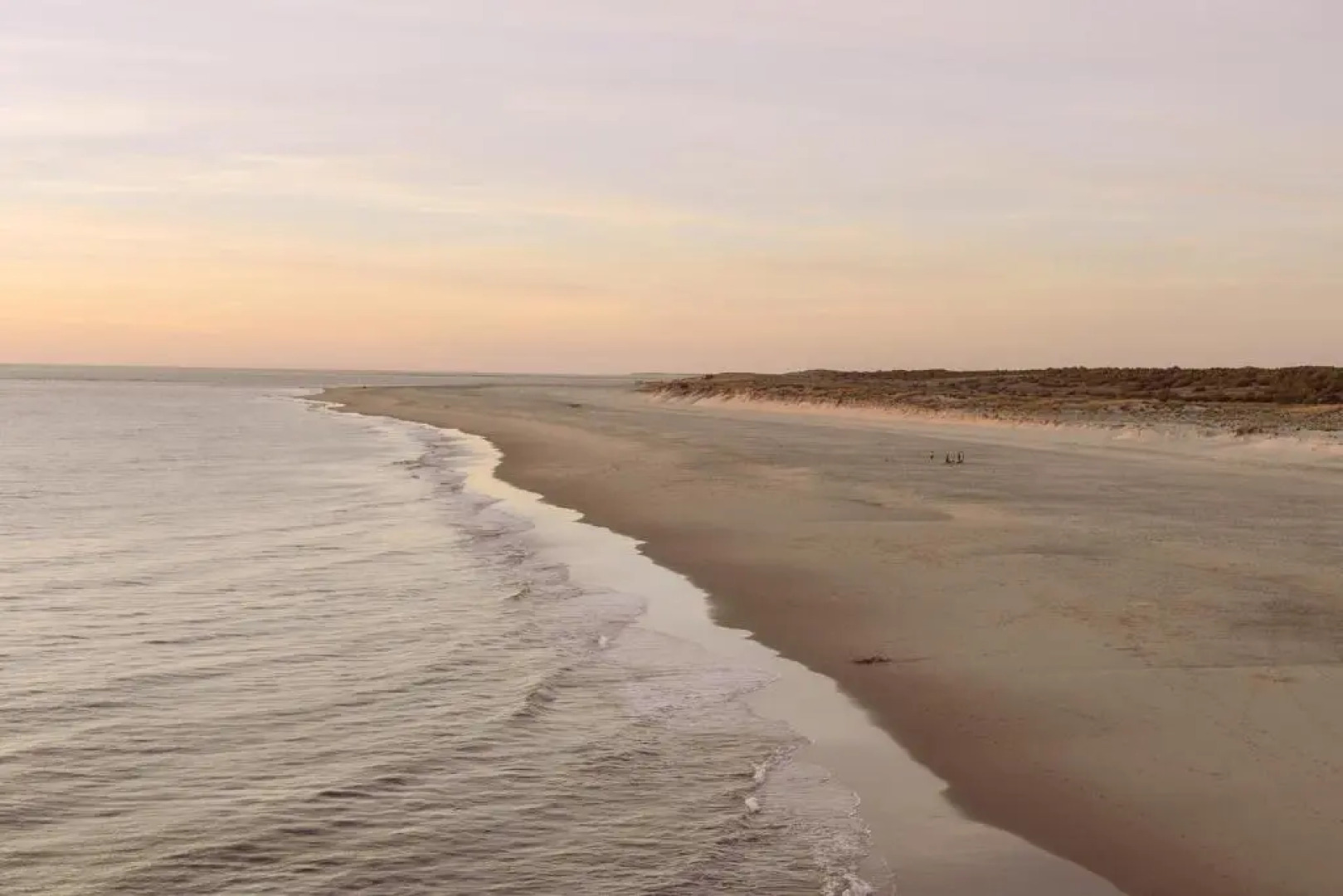 Pyla: Feel-Good Family Home, 2 Min Walk From Beach