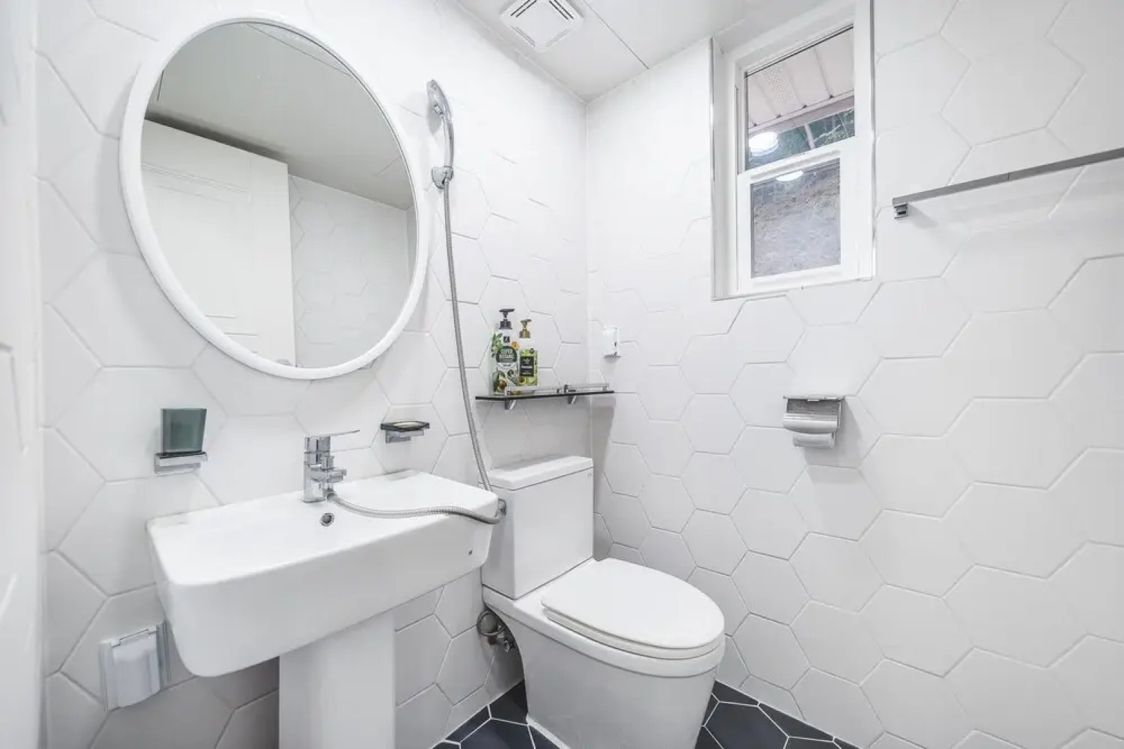 Donghae Mangsang Papa Pension