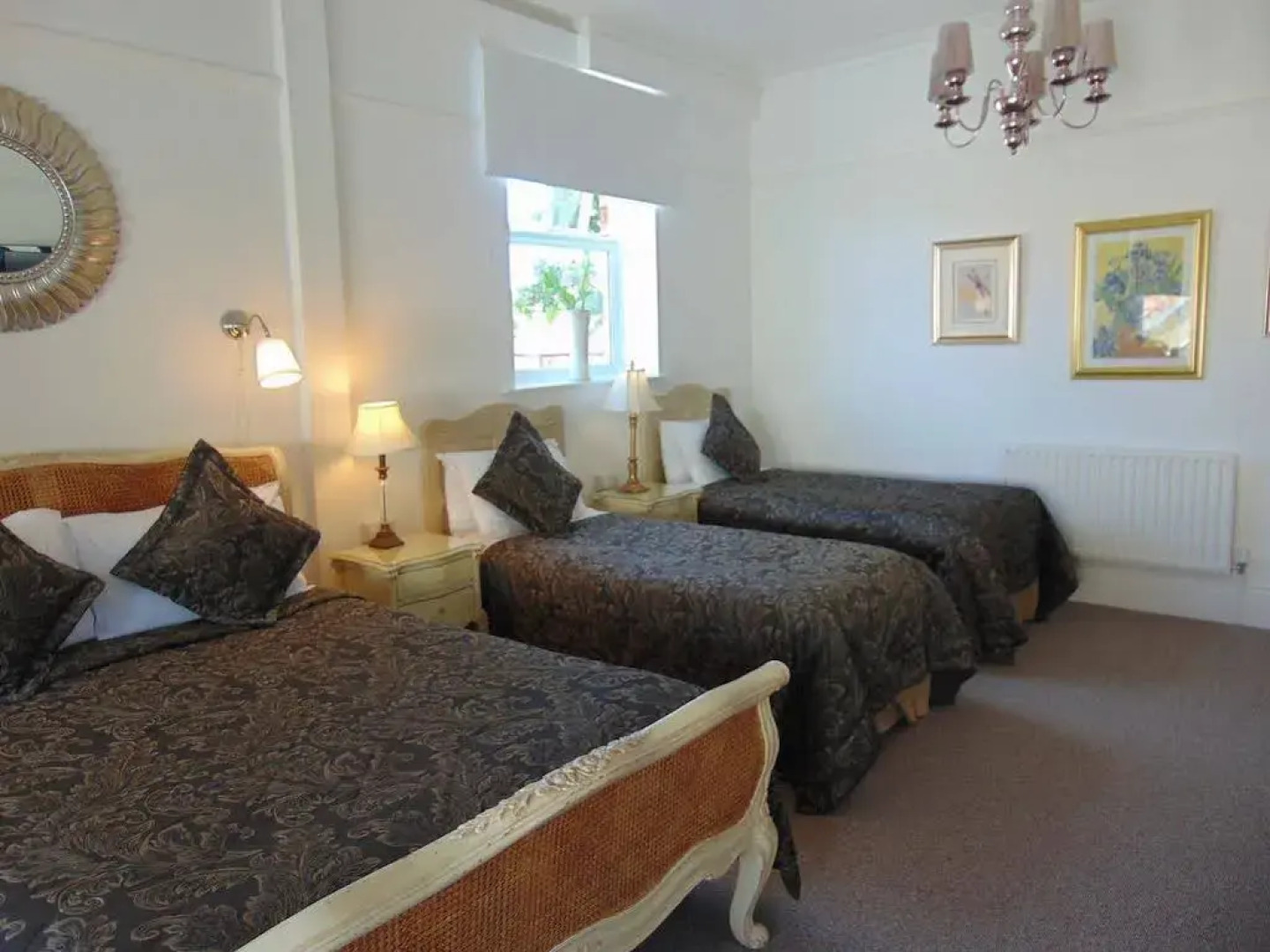 Holywell Guest House