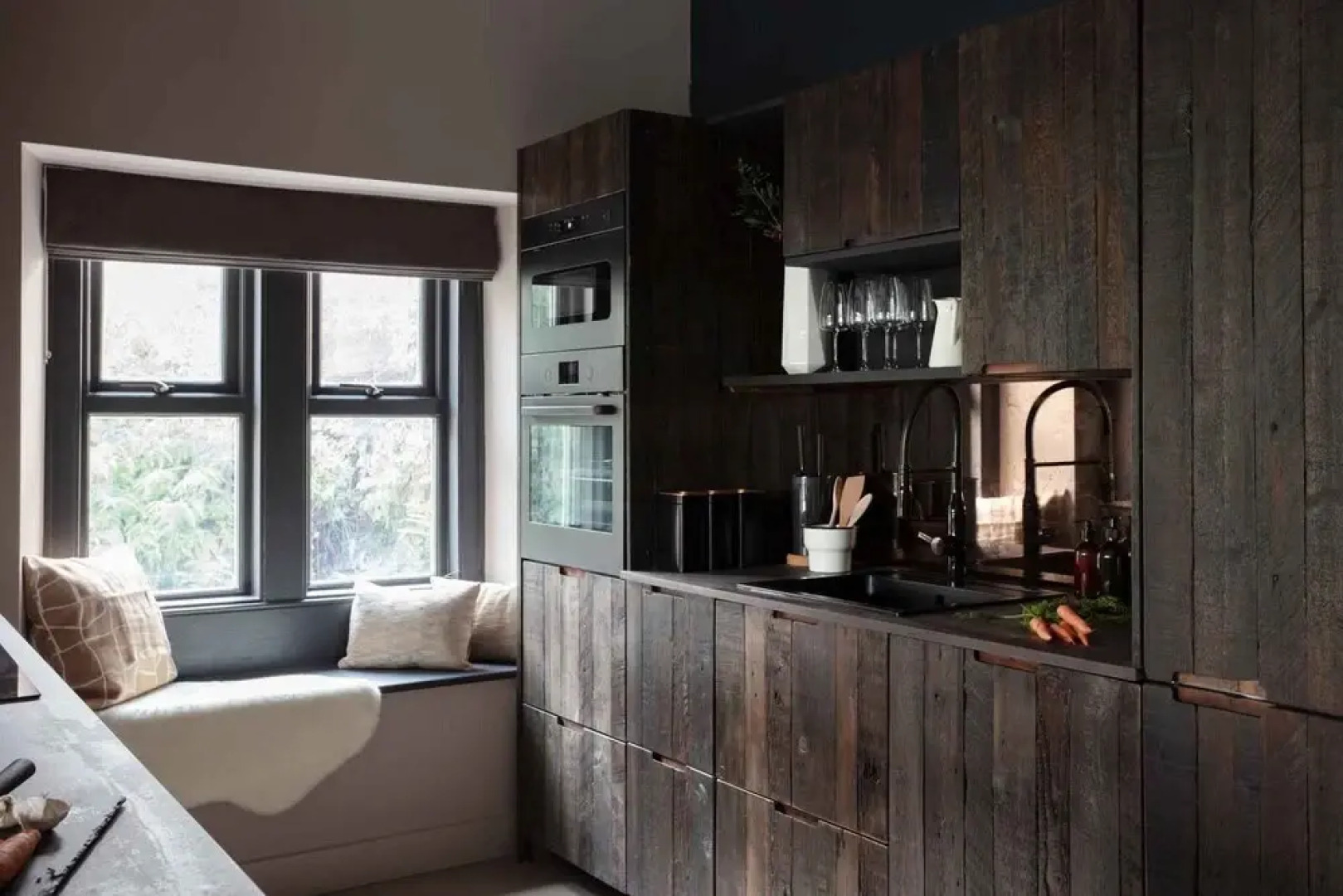 6 Star Unique & Gorgeous Cottage - Bridge Cottage