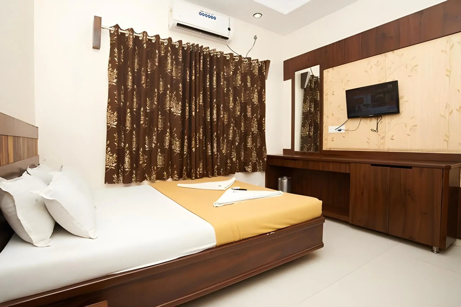 Hotel Saivishwakarma Palace