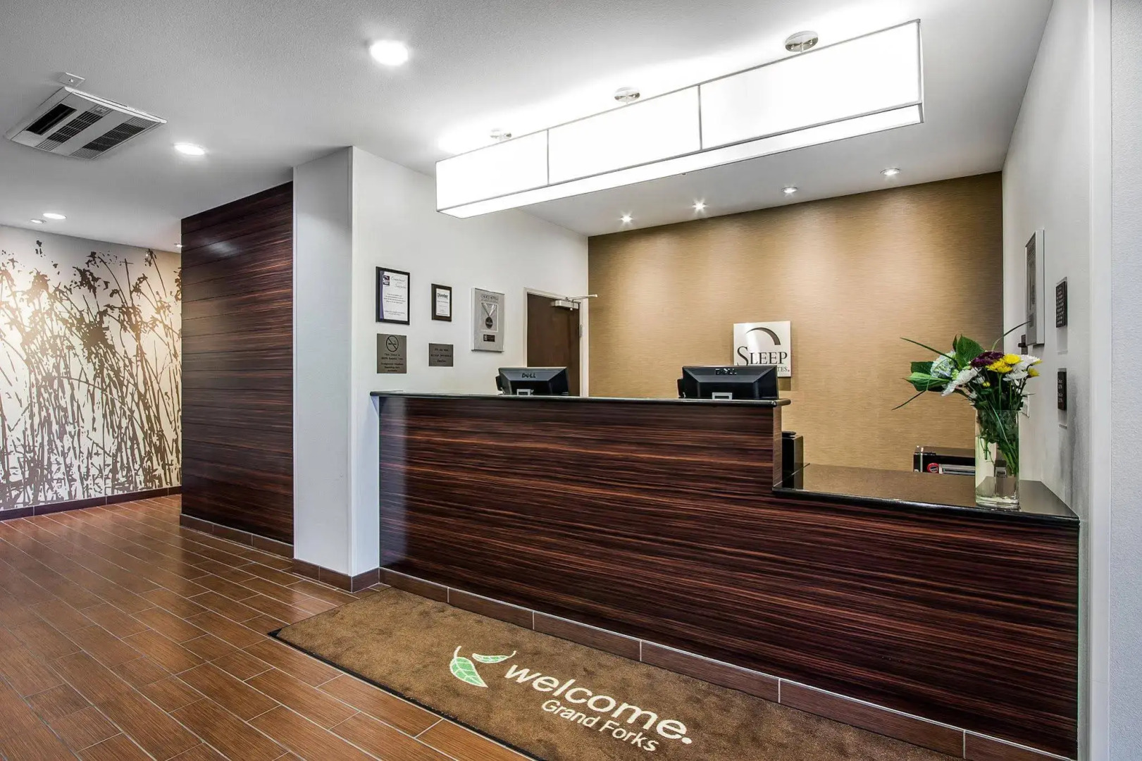 Sleep Inn & Suites Grand Forks Near Alerus Center