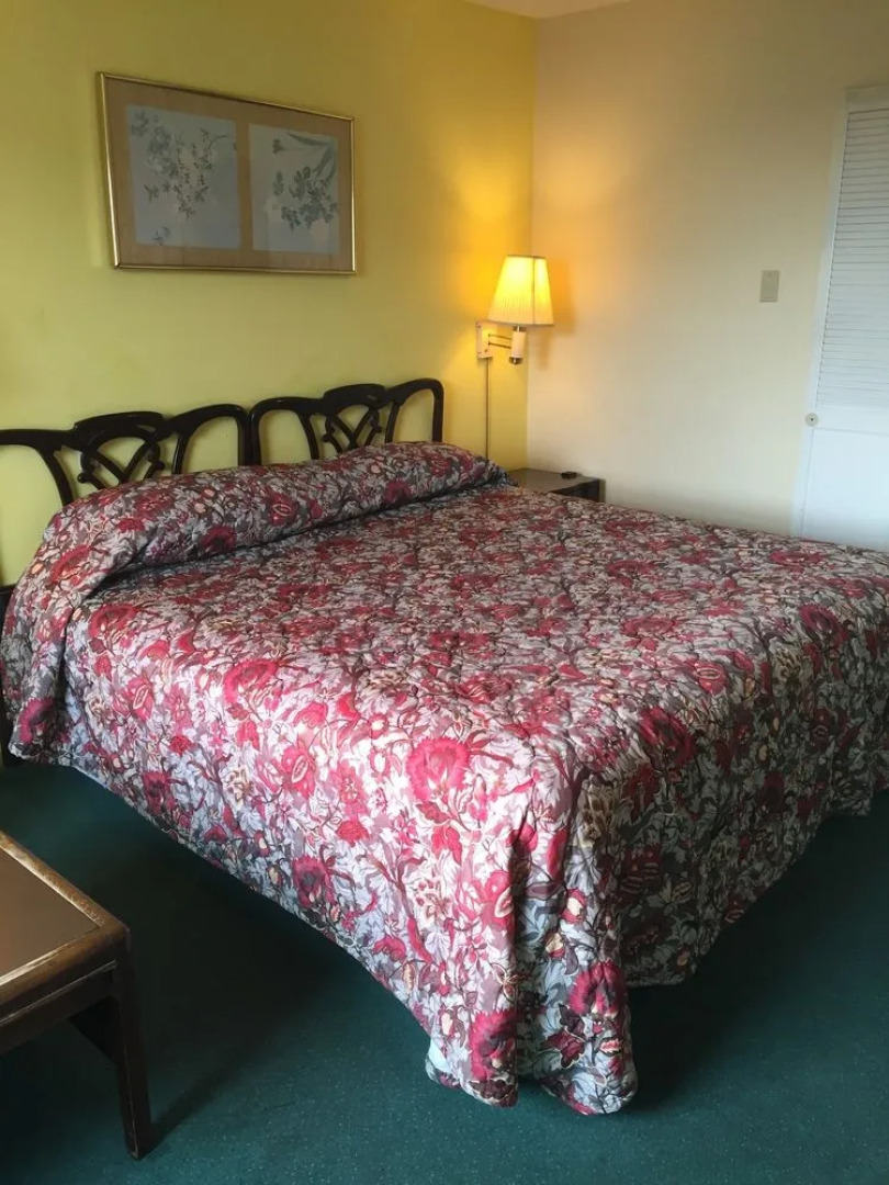 Red Carpet Inn Piqua