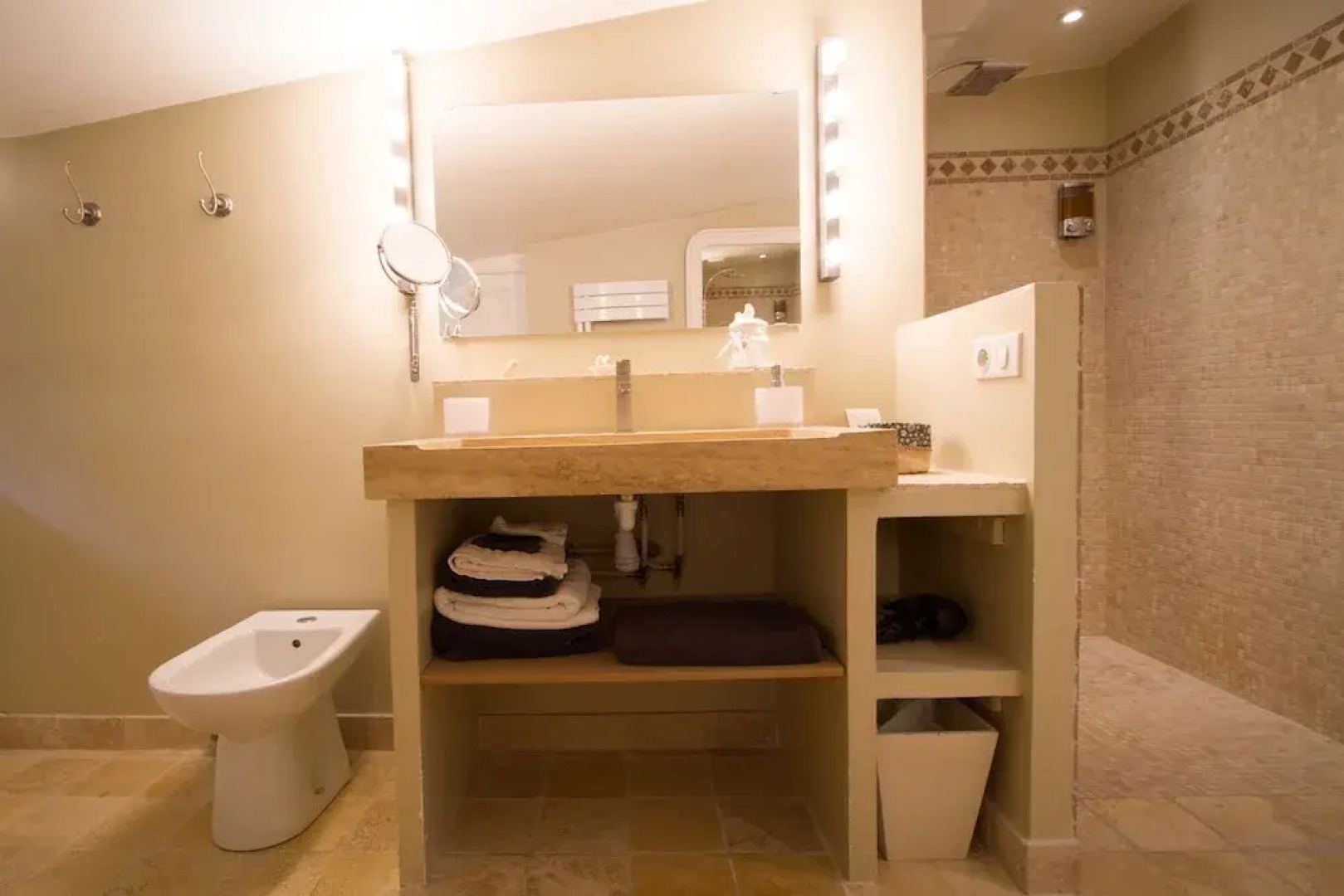 Aux Oiseaux de Provence