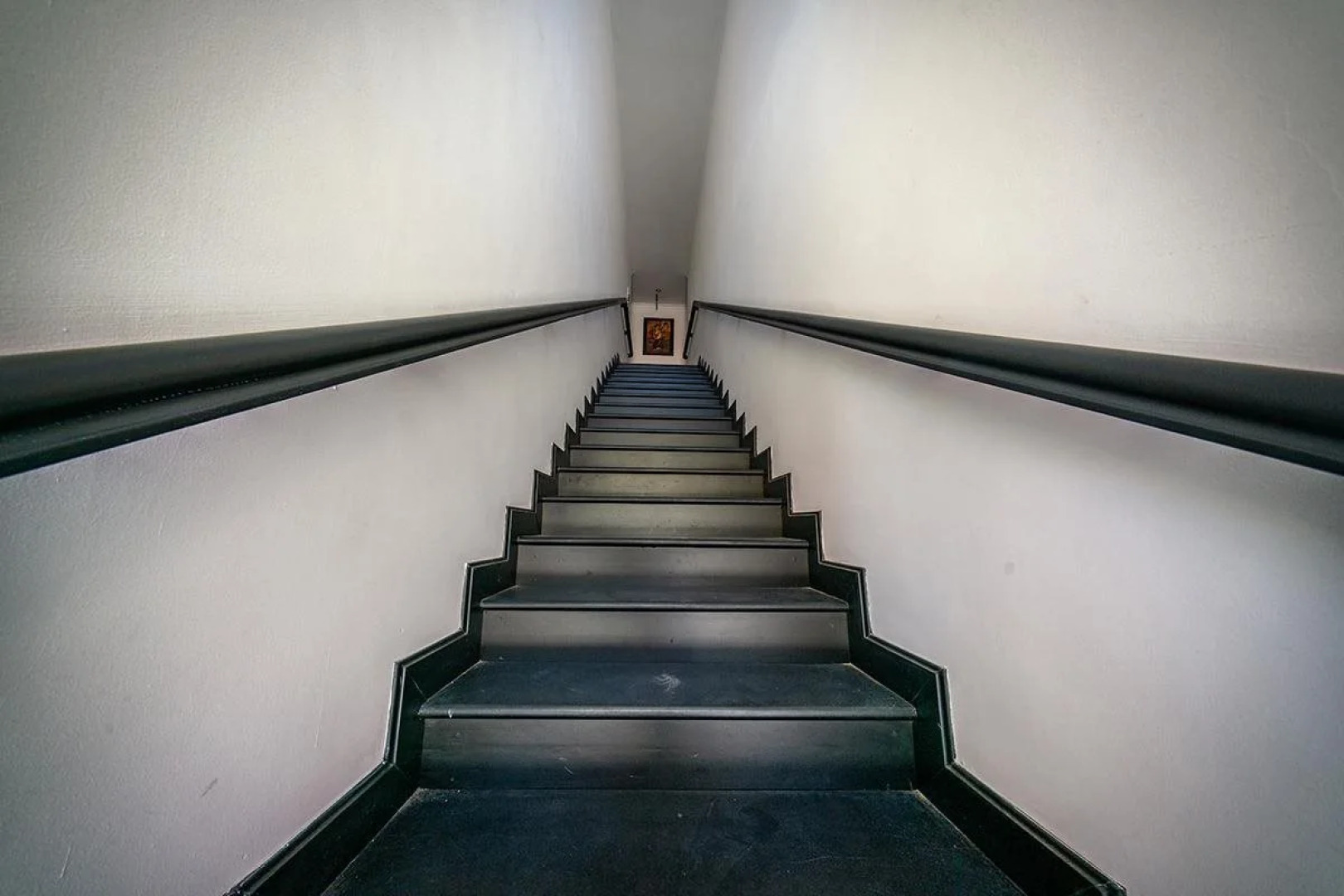 Ven Song Riverside Hotel