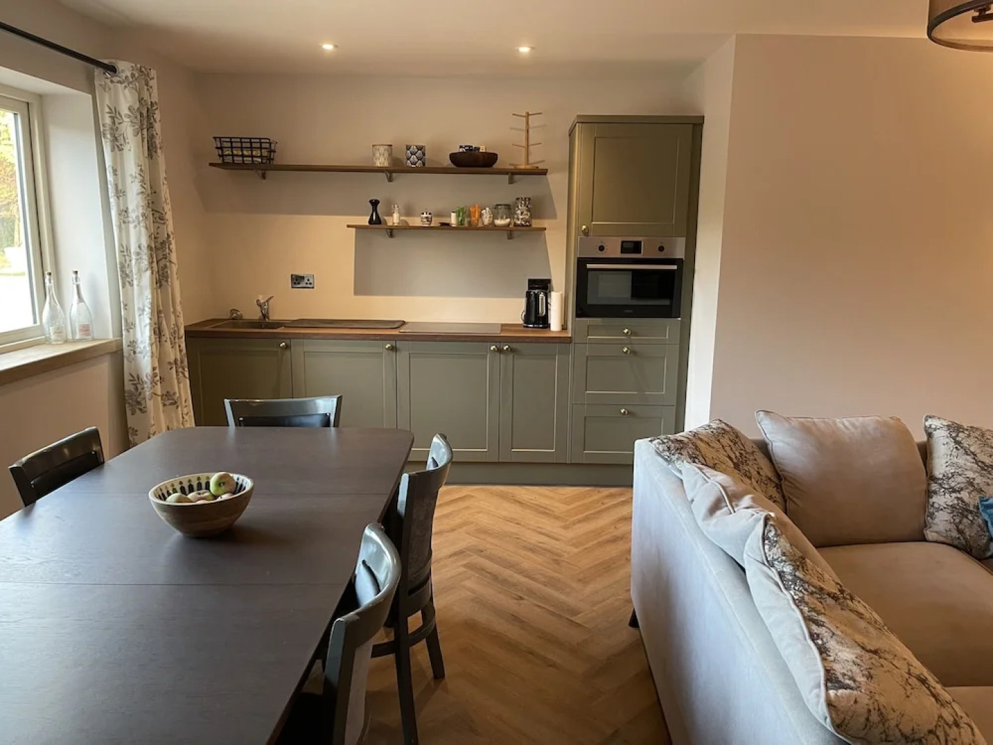 Bozeat House - Country Retreat