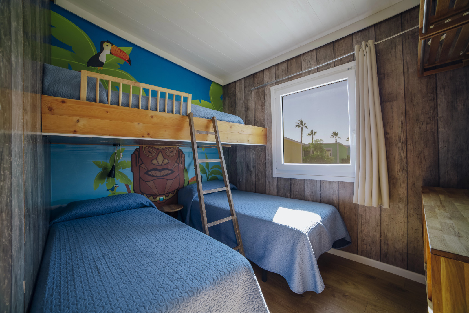 Alannia Costa Blanca