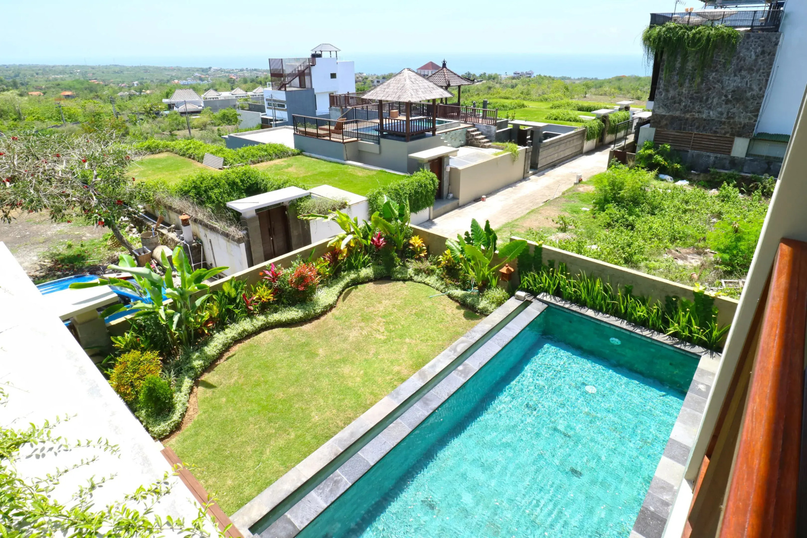 The Ocean Views Luxury Villas & Apartment by ZUZU