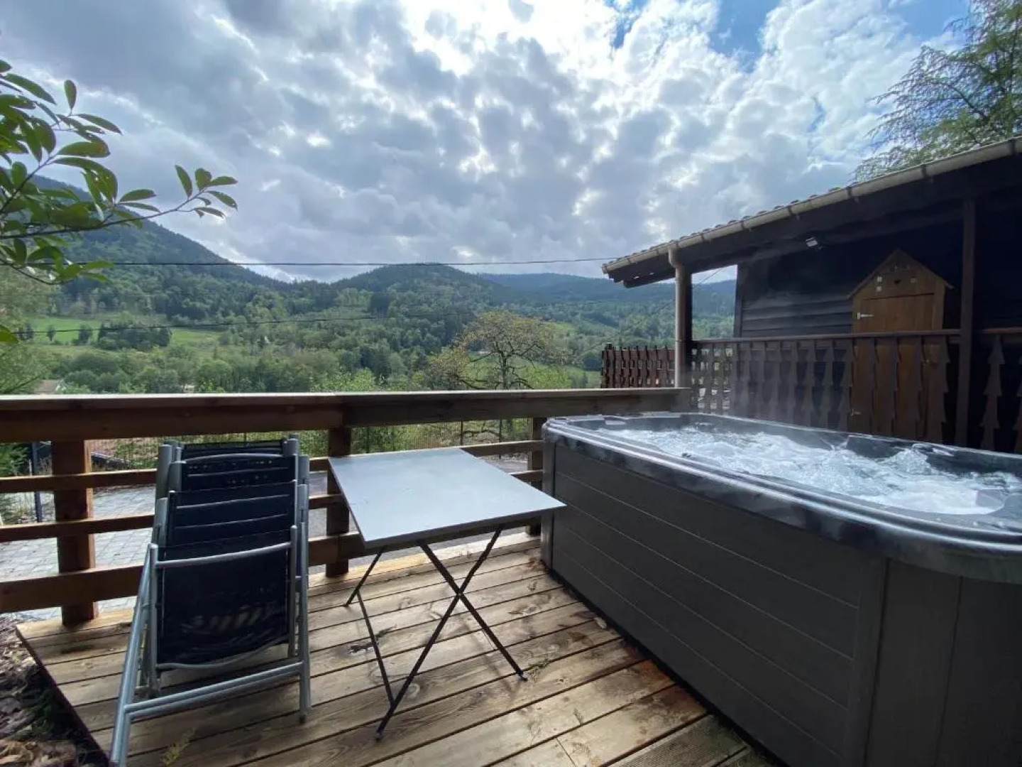 Chalet du Faubourg & Jacuzzi privatif