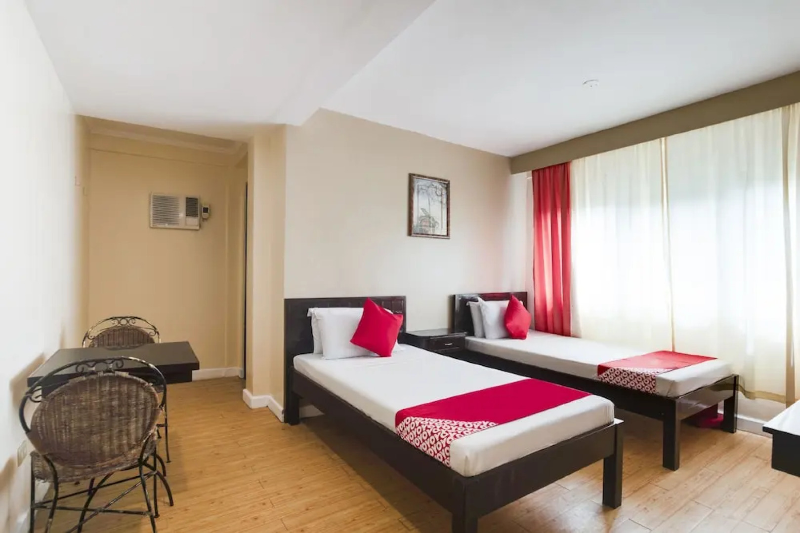 Hacienda Darasa Garden Resort Hotel