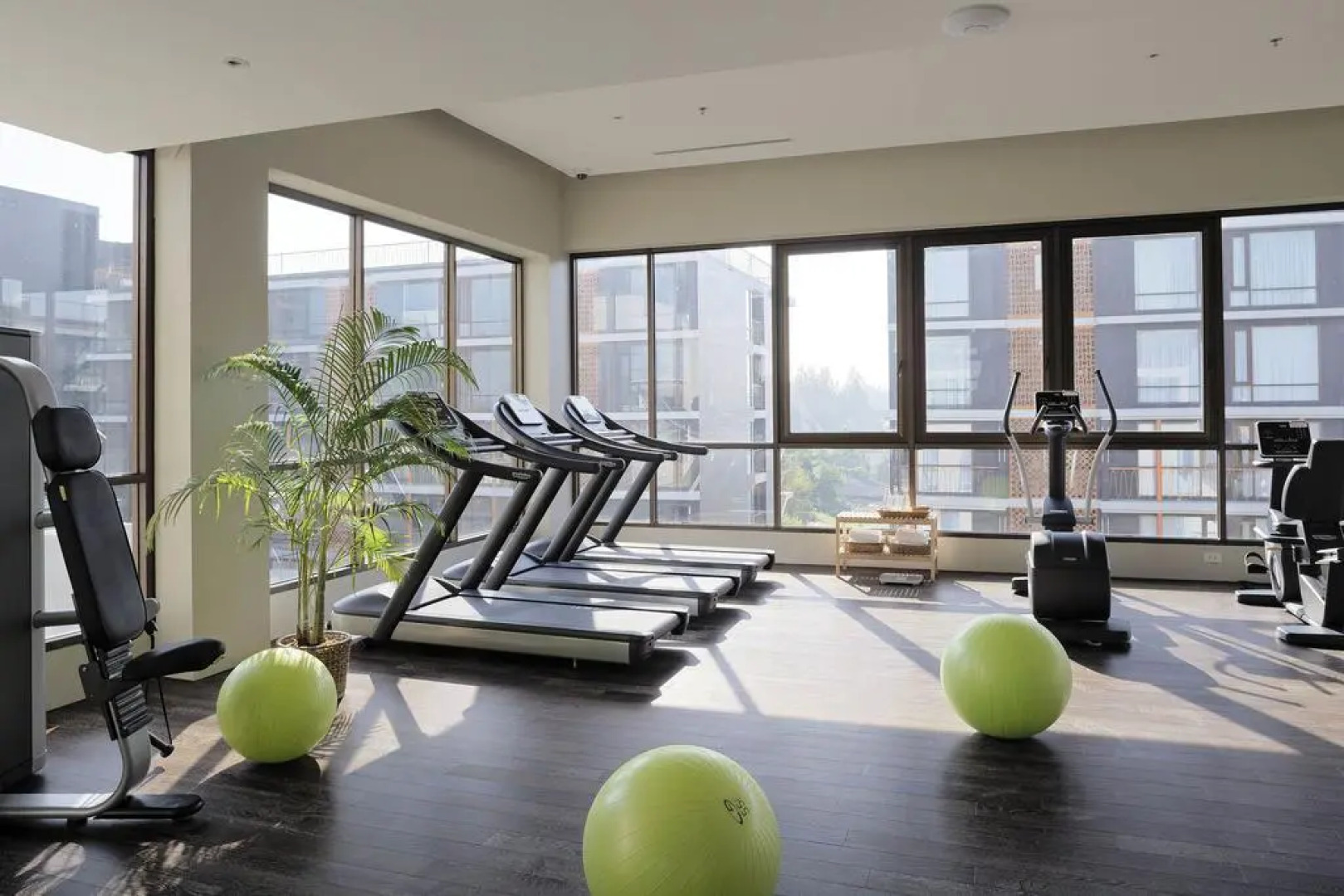 Balcony Courtyard Sriracha Hotel Serviced Apartmen