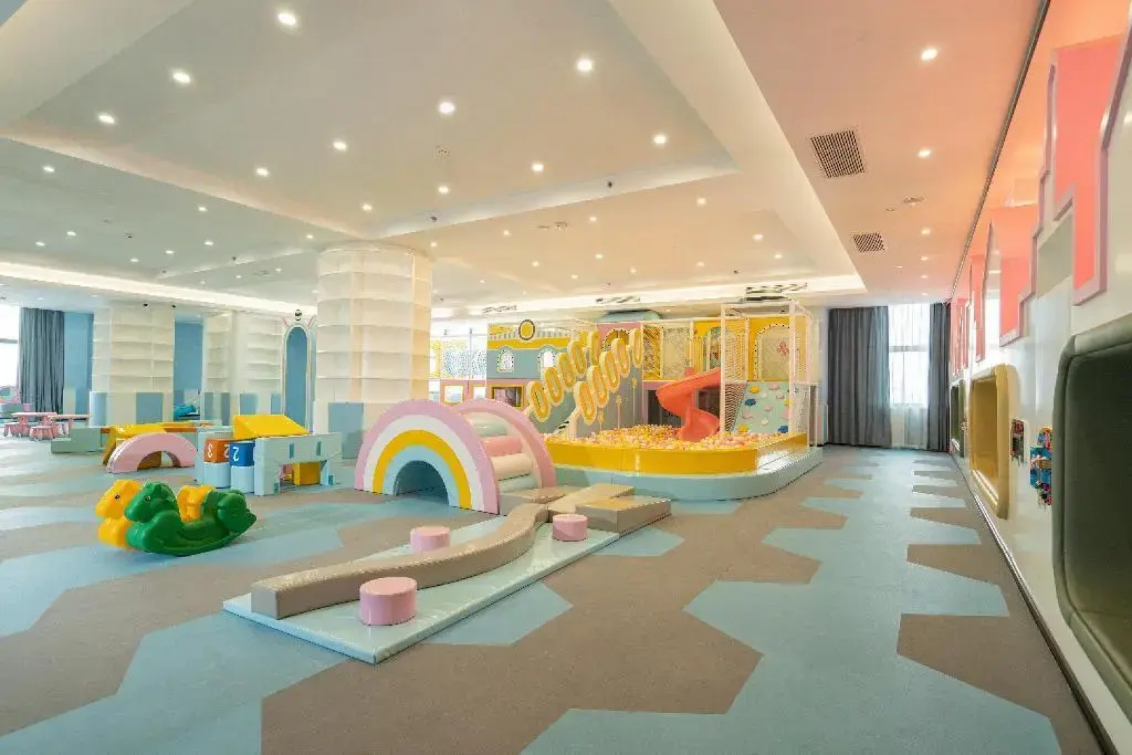 Holiday Inn Jiashan by IHG