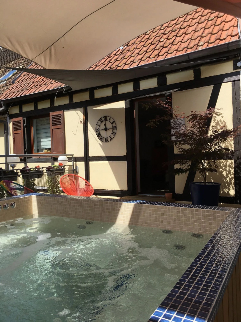 Au Cheval Blanc Hôtel et Restaurant