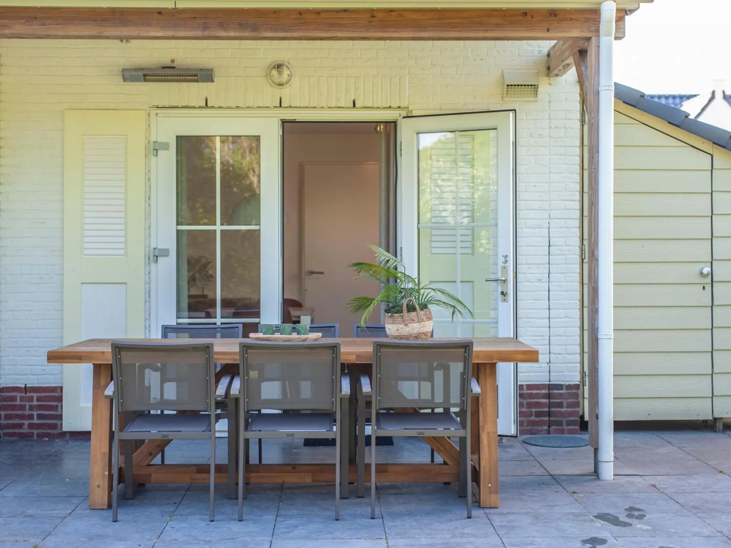 Luxury villa with infrared sauna, in a holiday park, 400 m from the sea