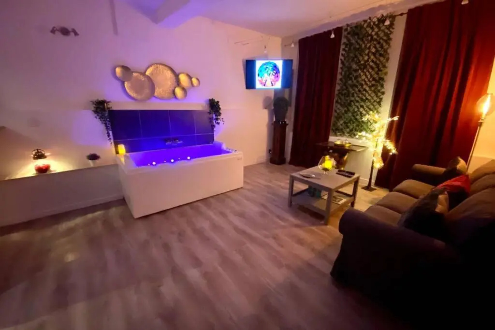 COSY & SPA JACUZZI "Suite Rubis"