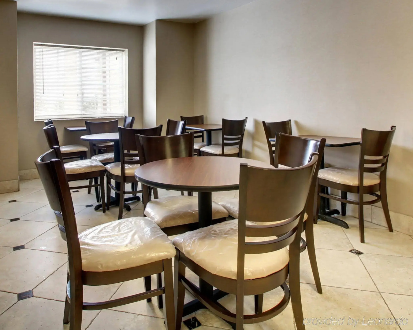 Days Inn By Wyndham Jackson Downtown