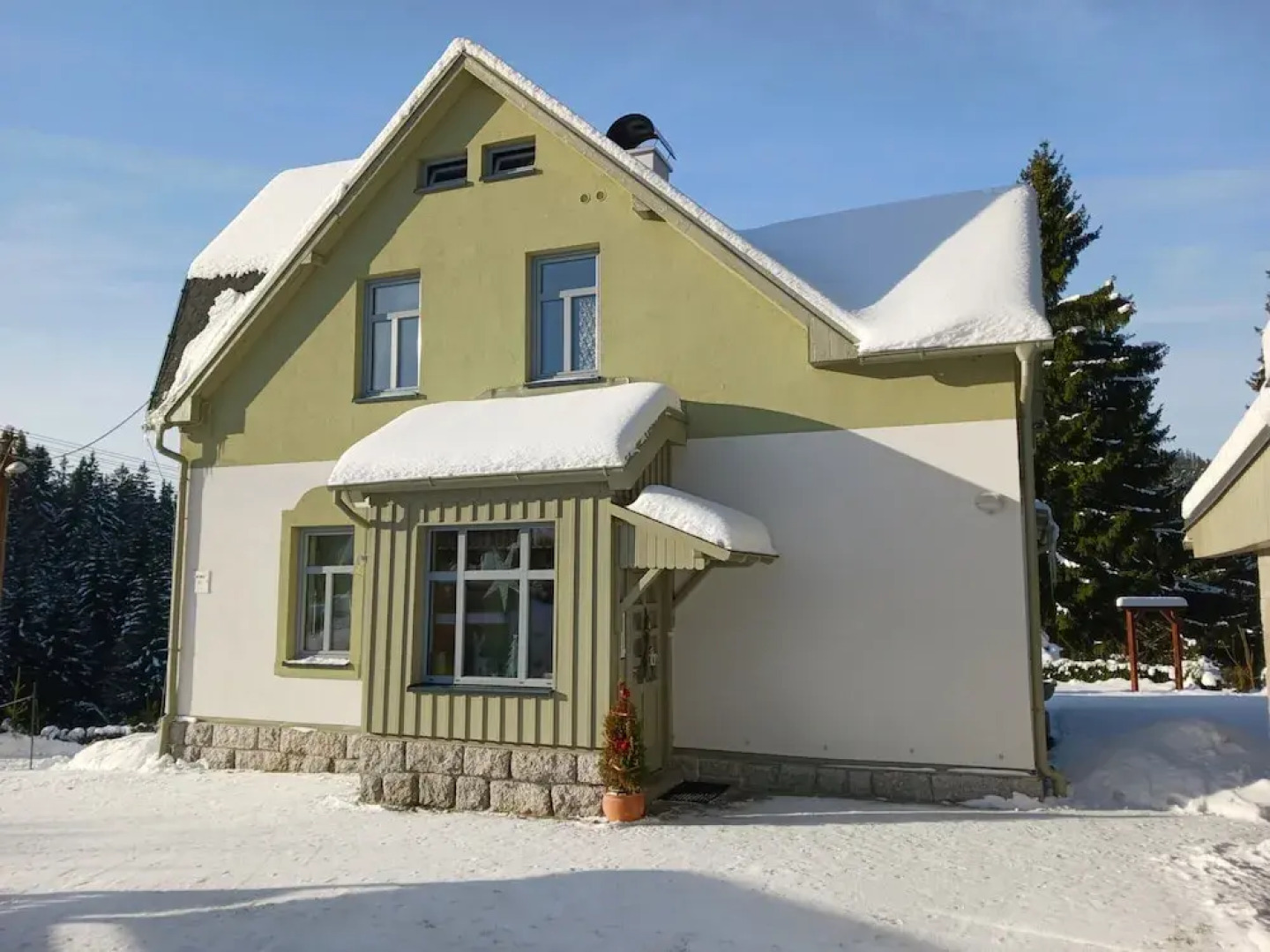 Villa in Jablonec With Sauna & Hot Tub