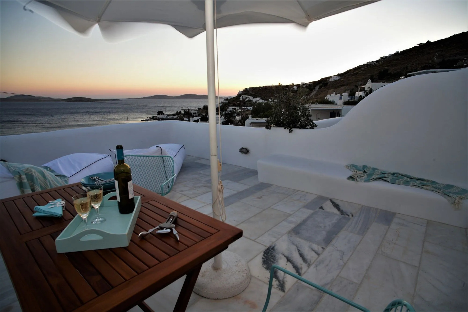 Mykonos Moussa Suites