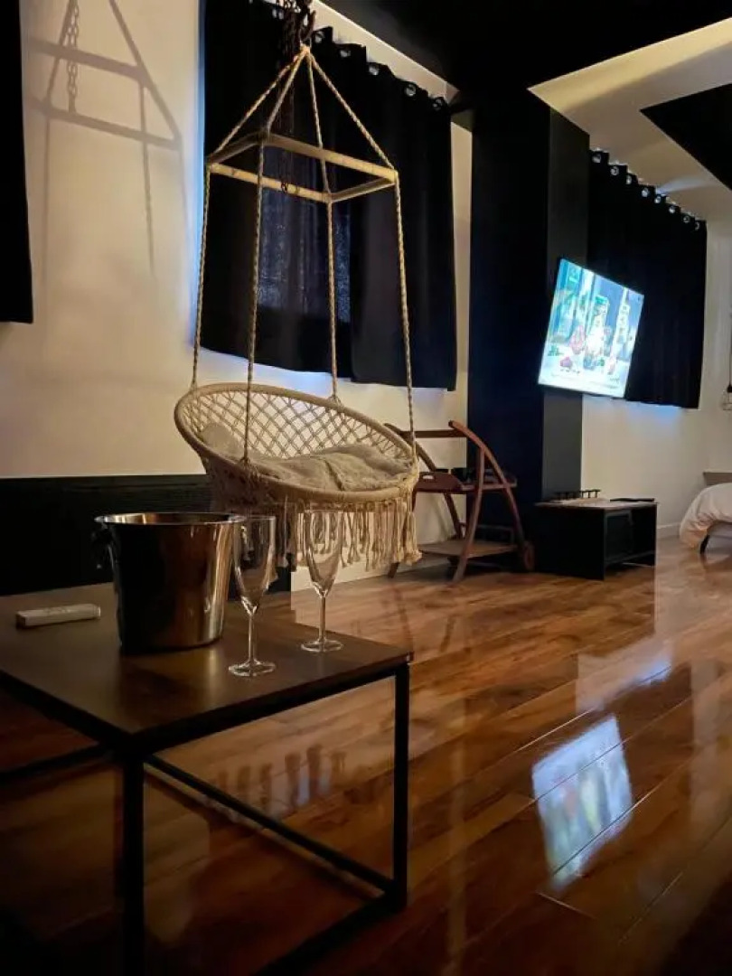 La Suite Grenoble SPA Jacuzzi Et Sauna Privatif (Adults Only)