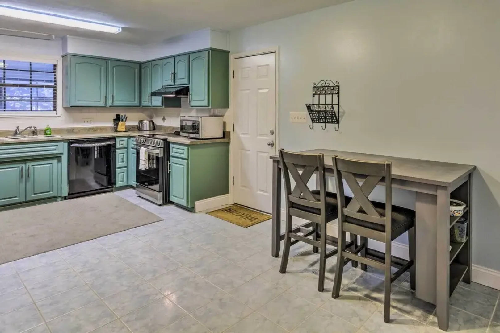 Tranquil Pensacola Vacation Rental With Fire Pit!