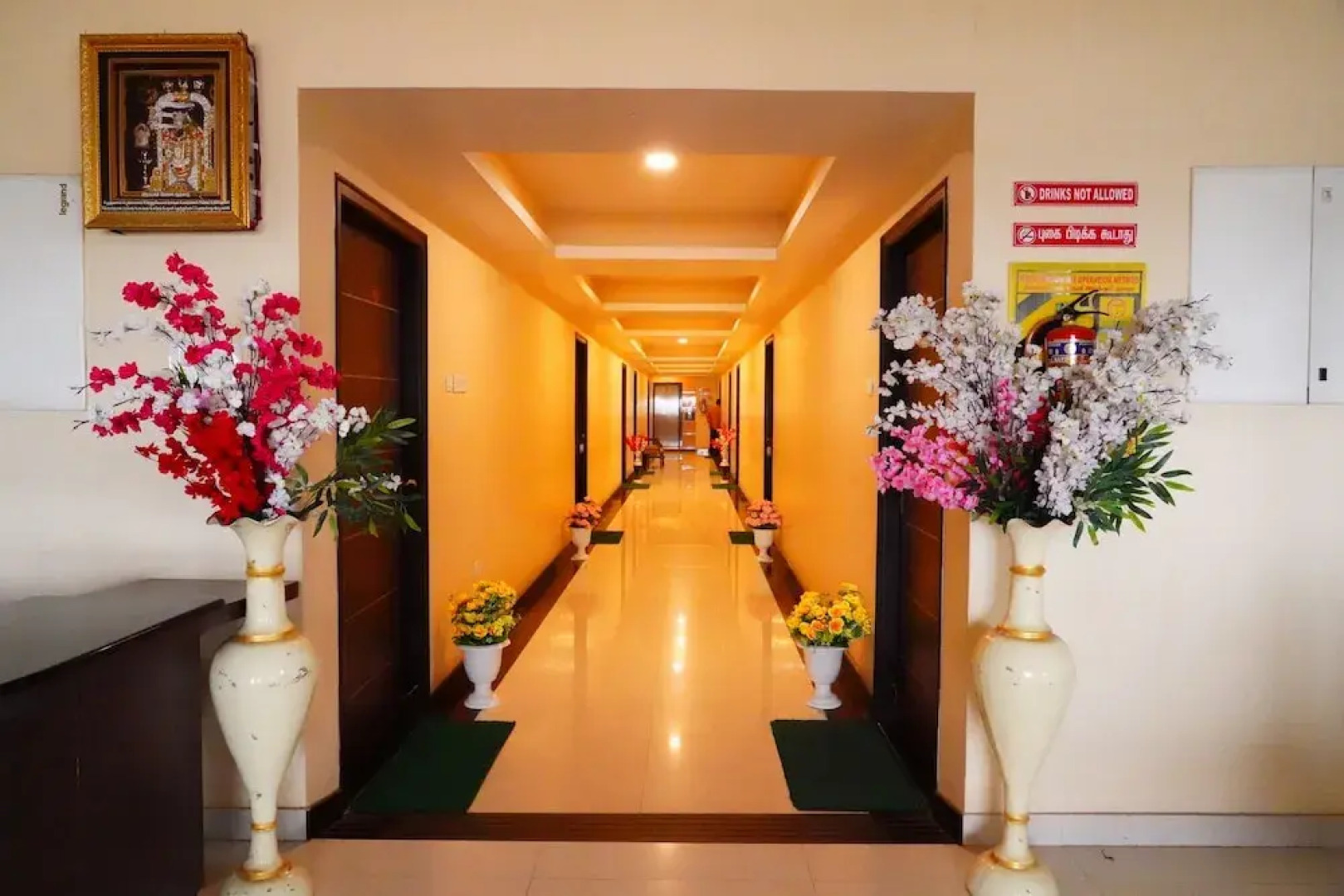 VJR Mahal and Vinayagam Residency