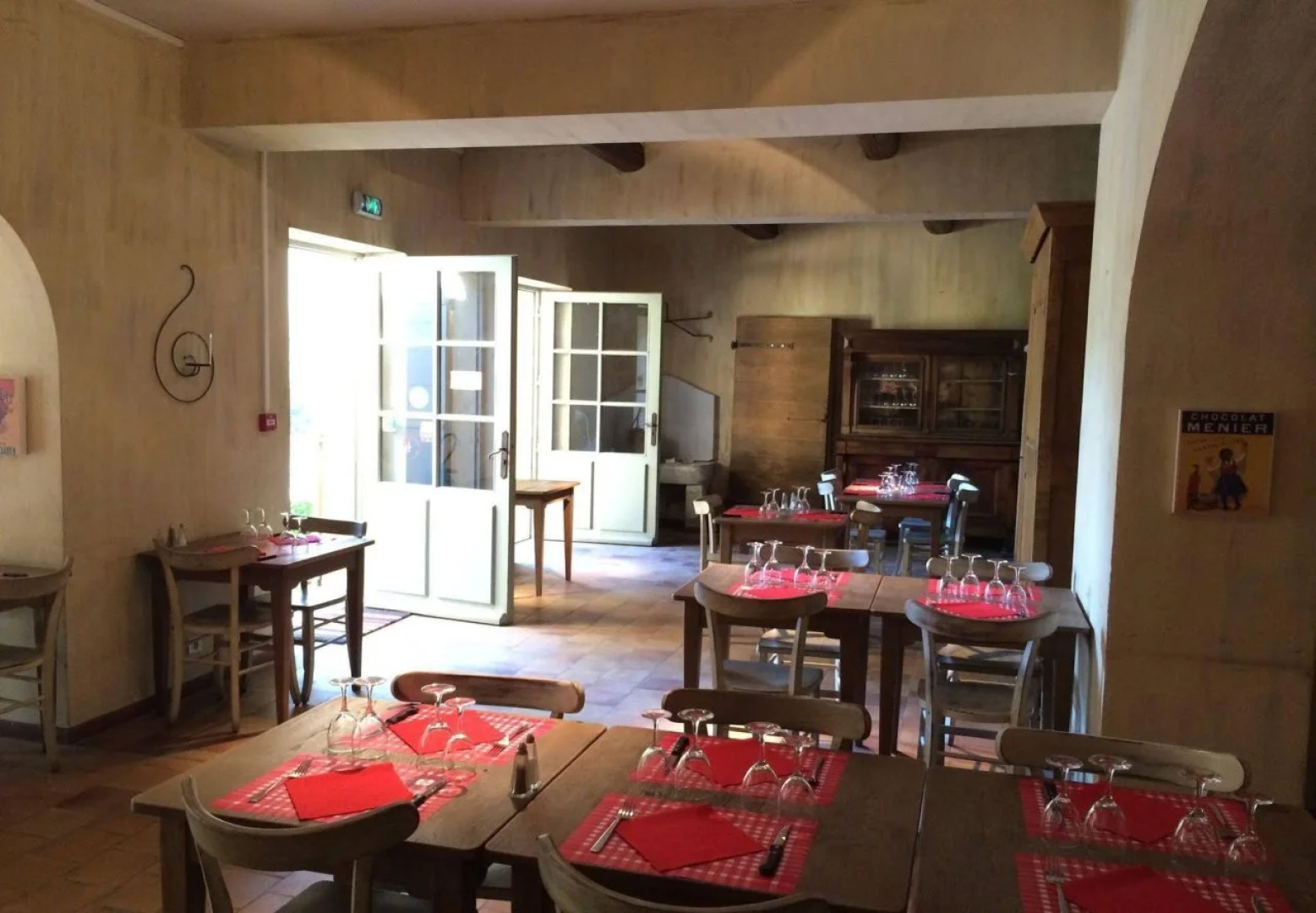 hostellerie de labbaye de frigolet