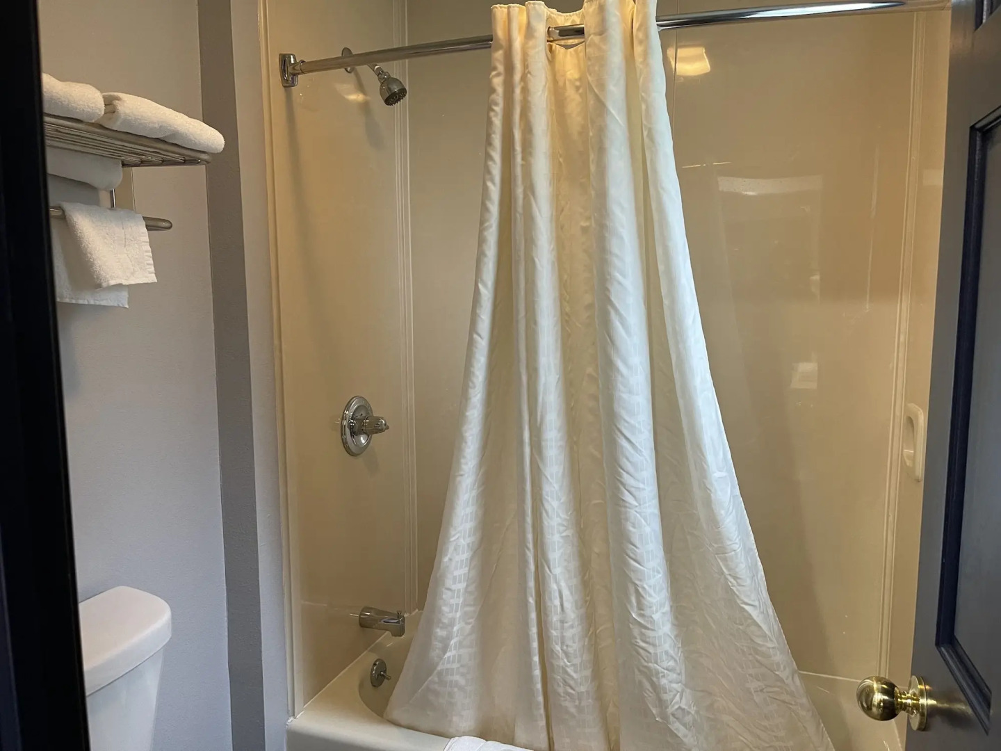 Golden Hill Inn Danbury