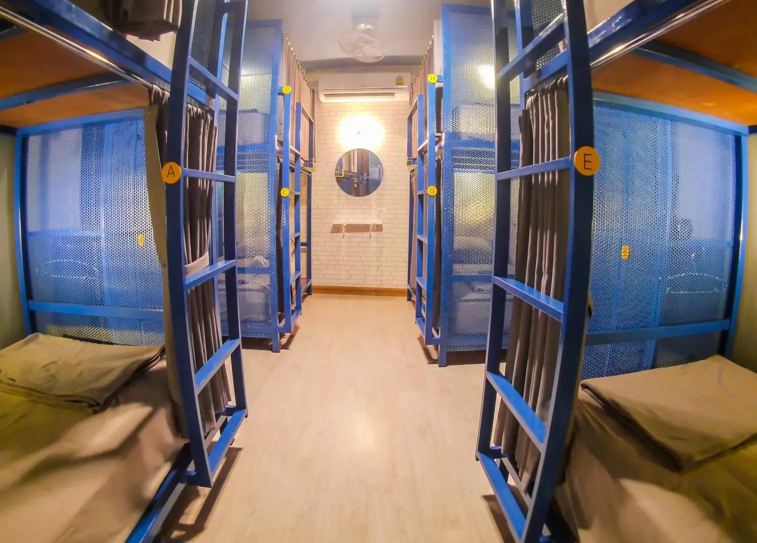 The Moon Hostel Hua Hin