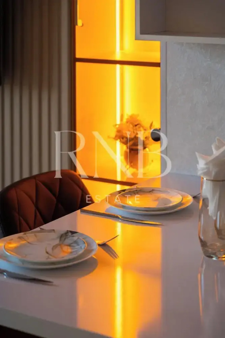 Kamolon 113 by RNB estate