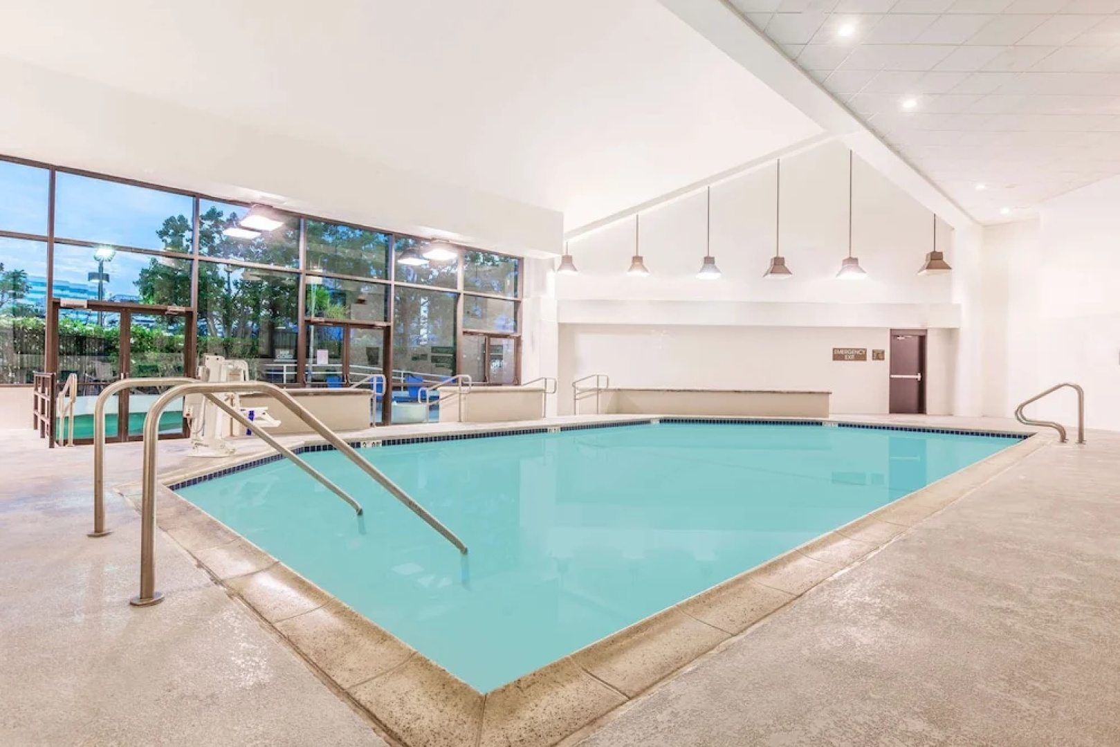 Wyndham Irvine-Orange County Airport