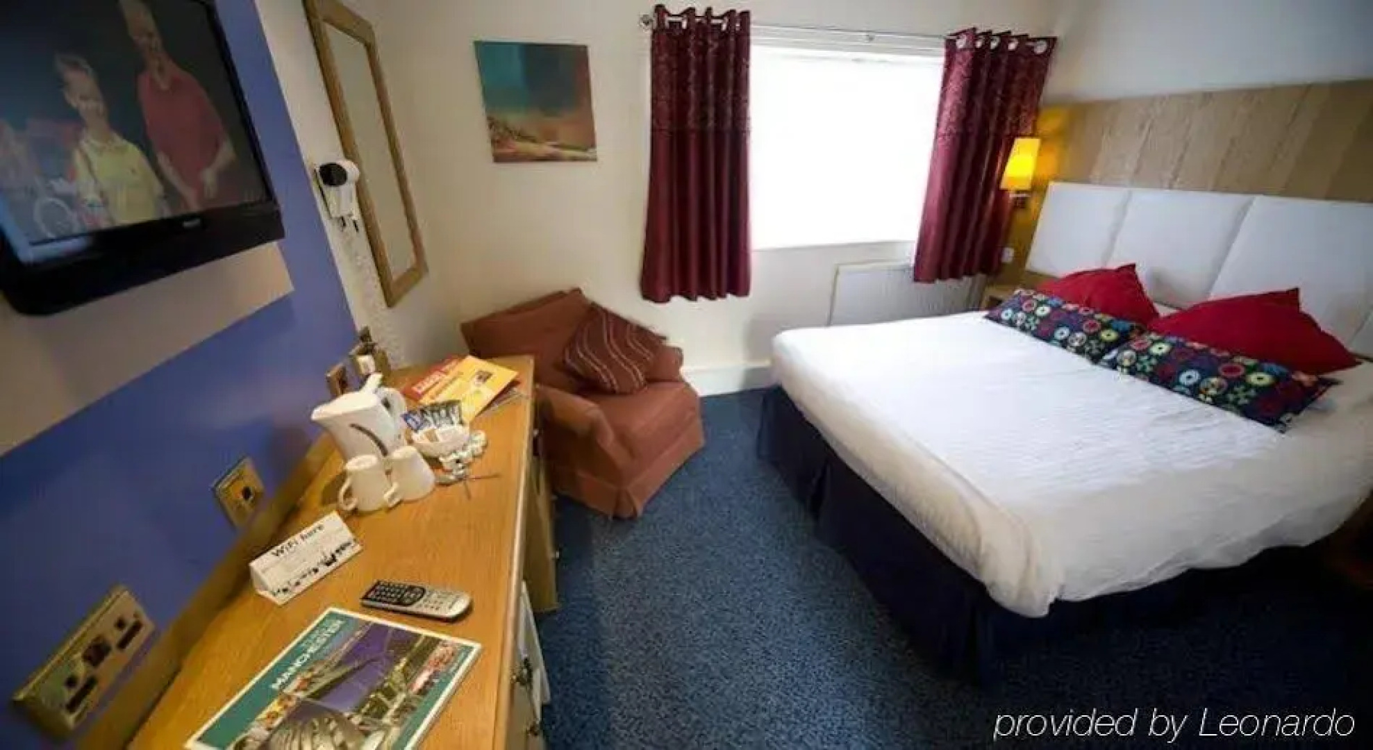 The Altrincham Lodge