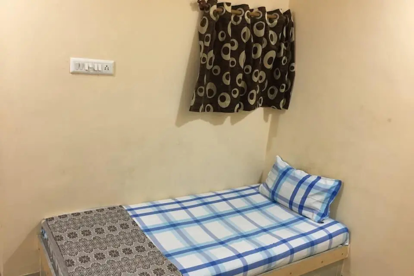 V.R.P. Guest House