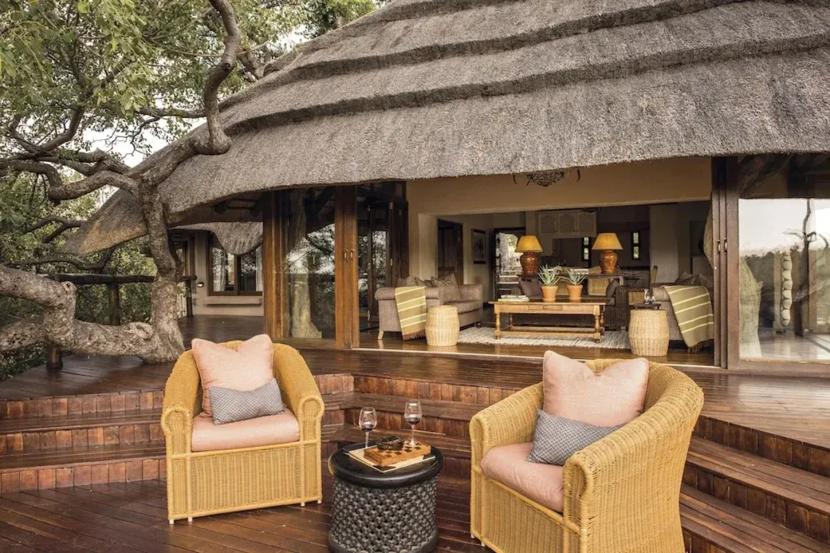 Tuningi Safari Lodge