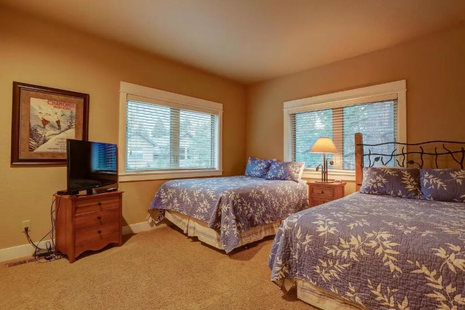 Big Pine-Ac-3Br/2.5Ba