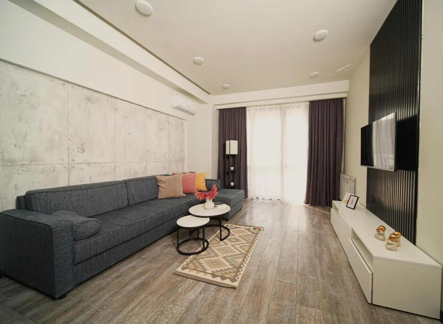 Sweet Home Апарт-отель (Свит Хоум) на улице Бузанда 13