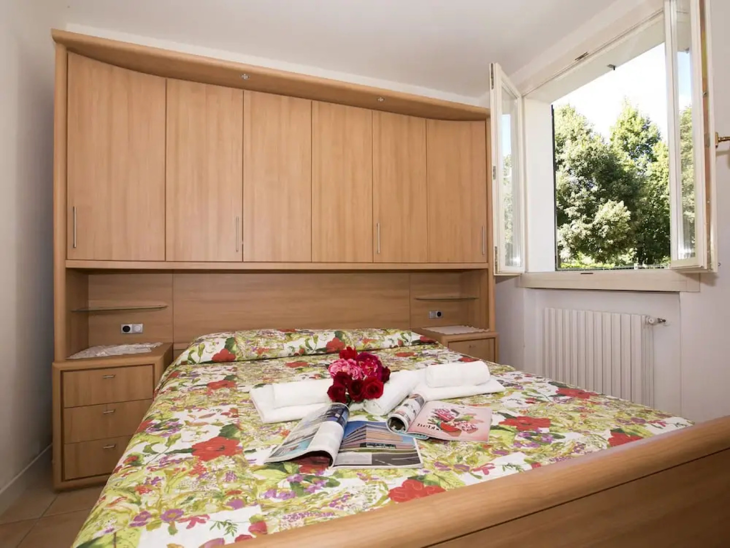 A Modern and Cozy Furnished Apartment With Garden