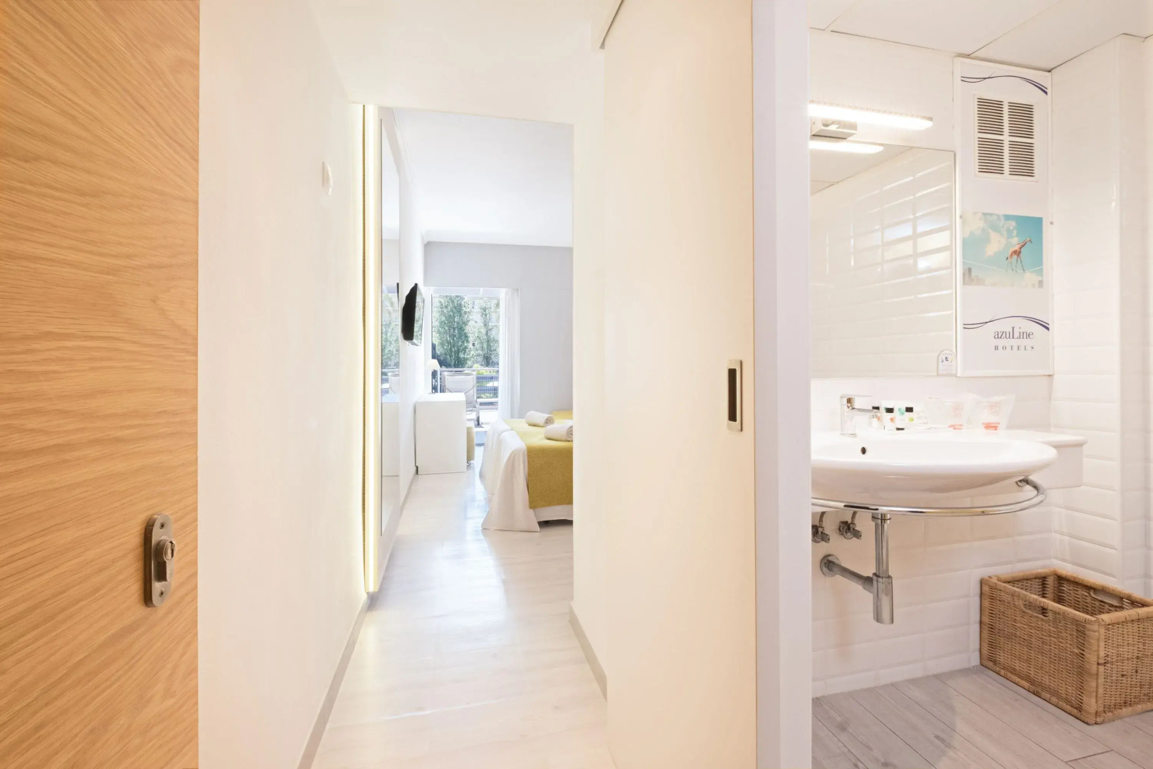 azuLine Hotel Pacific