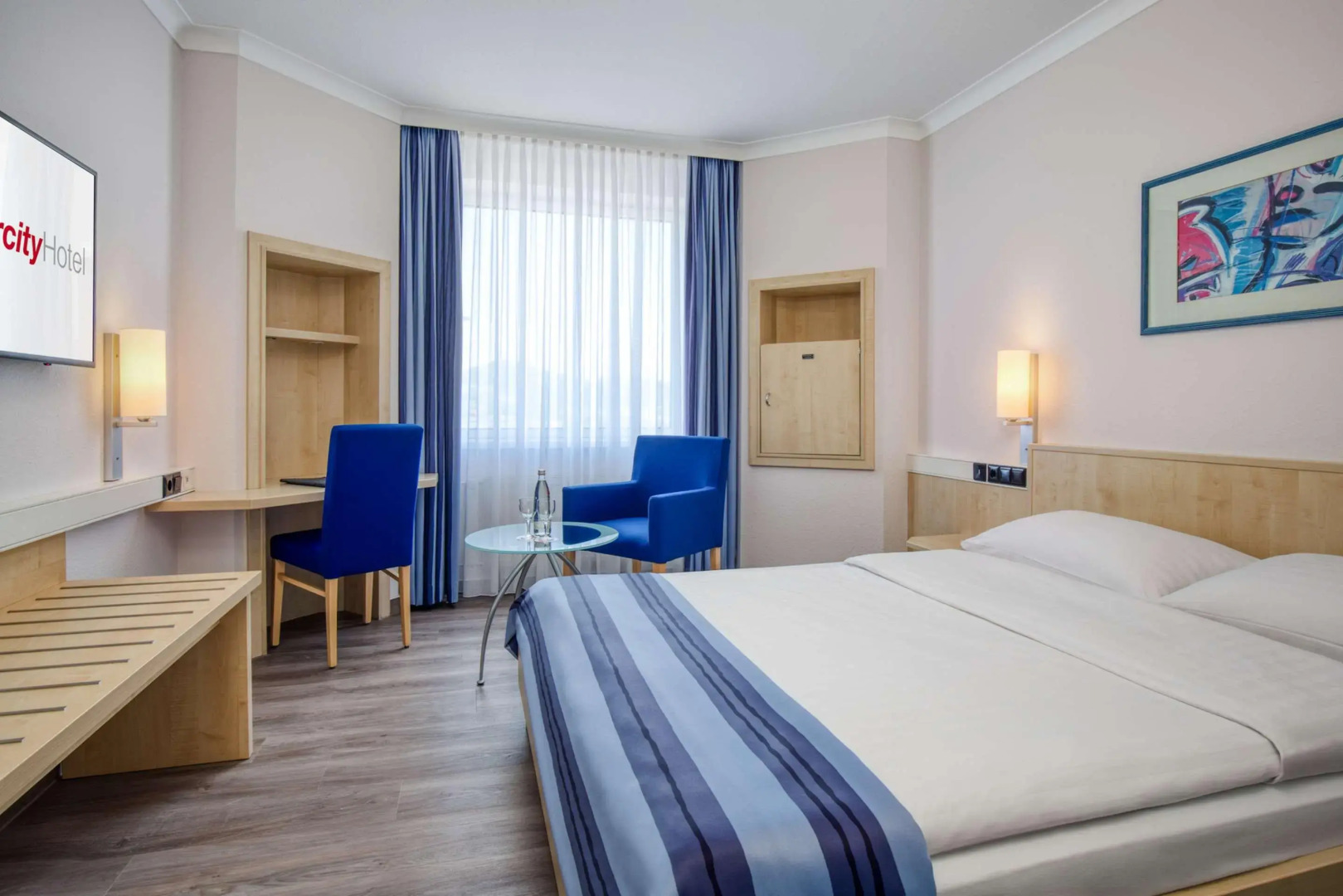 Отель Freiburg City Center by Leonardo Hotels