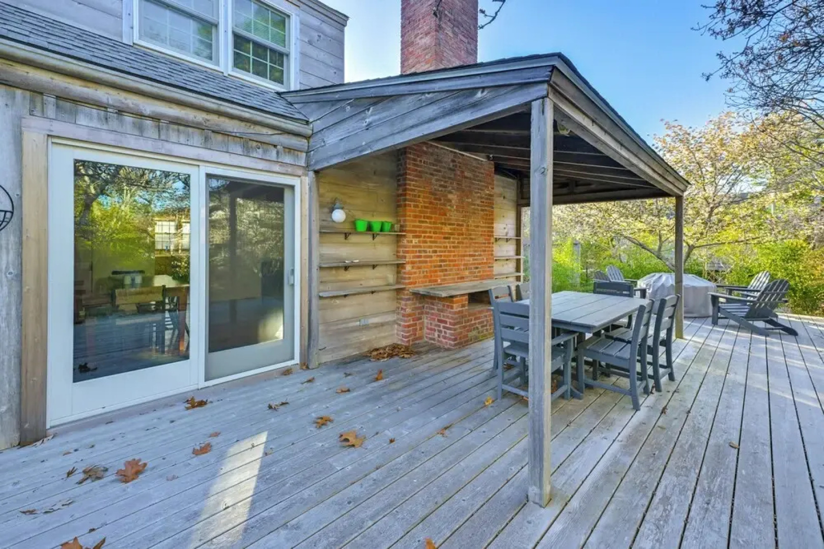 Walk to Amagansett Beach: Cottage w/ Deck!