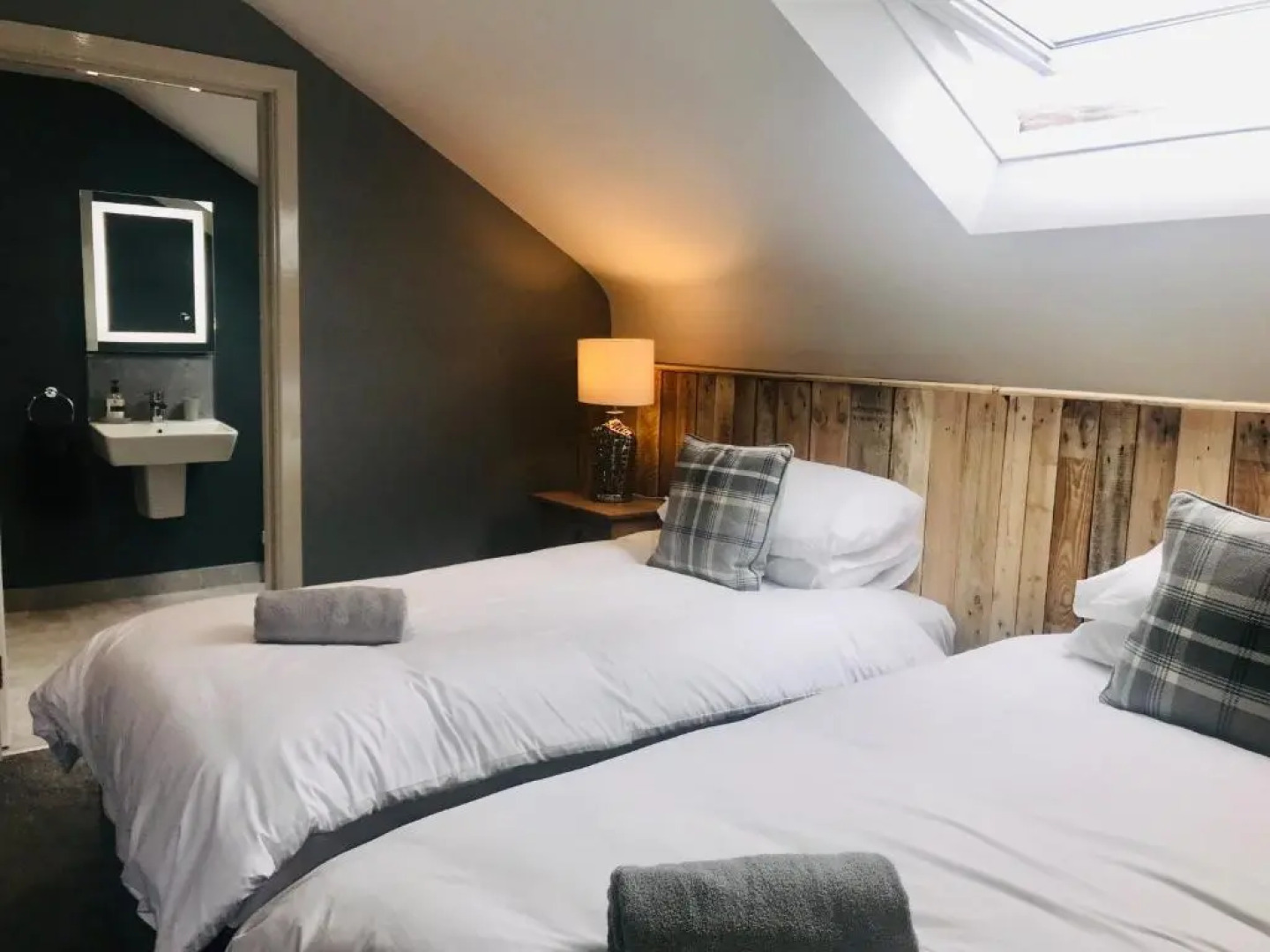 Rostrevor Mountain Lodge