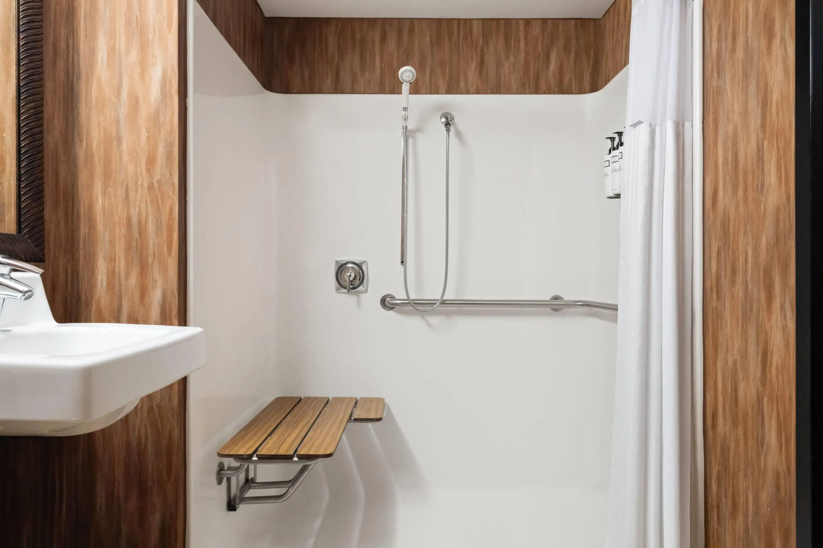 Wyndham Moline on John Deere Commons