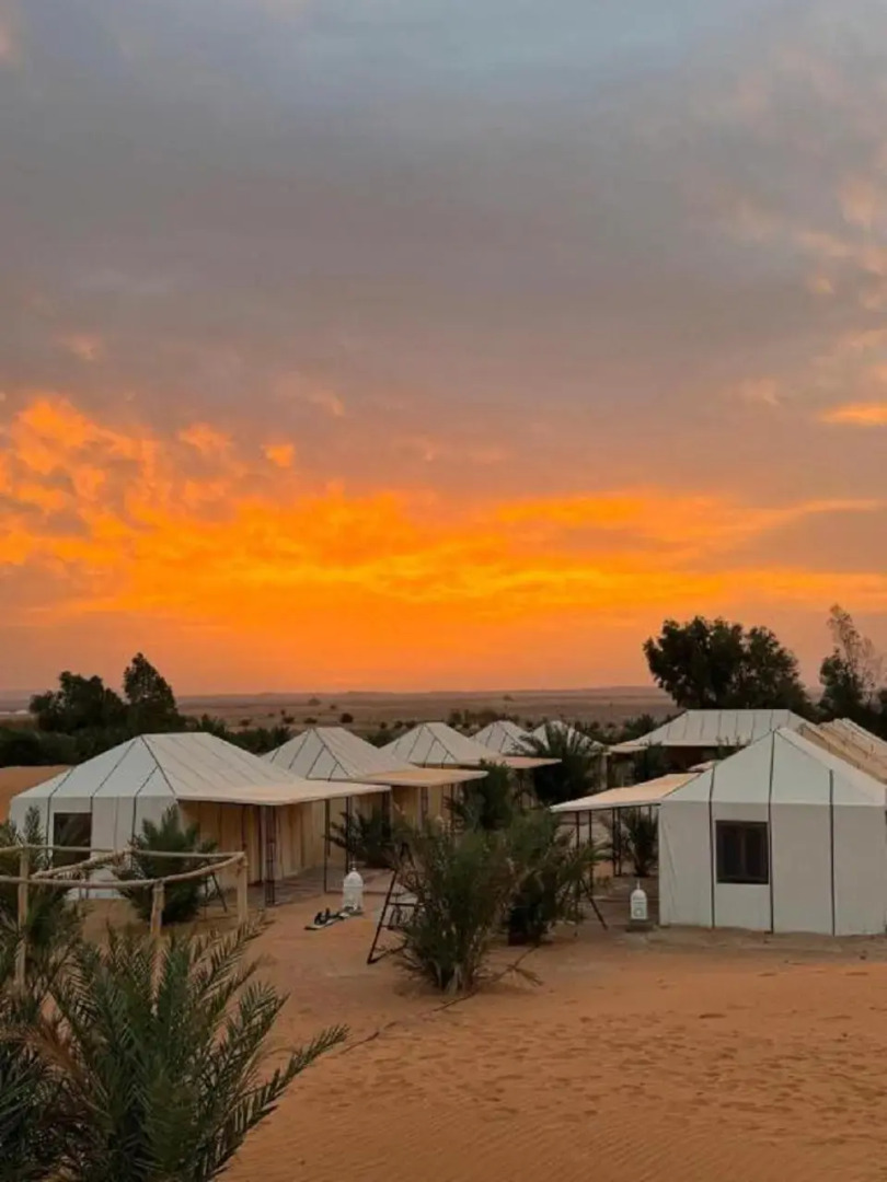 Sahara Luxury Camp