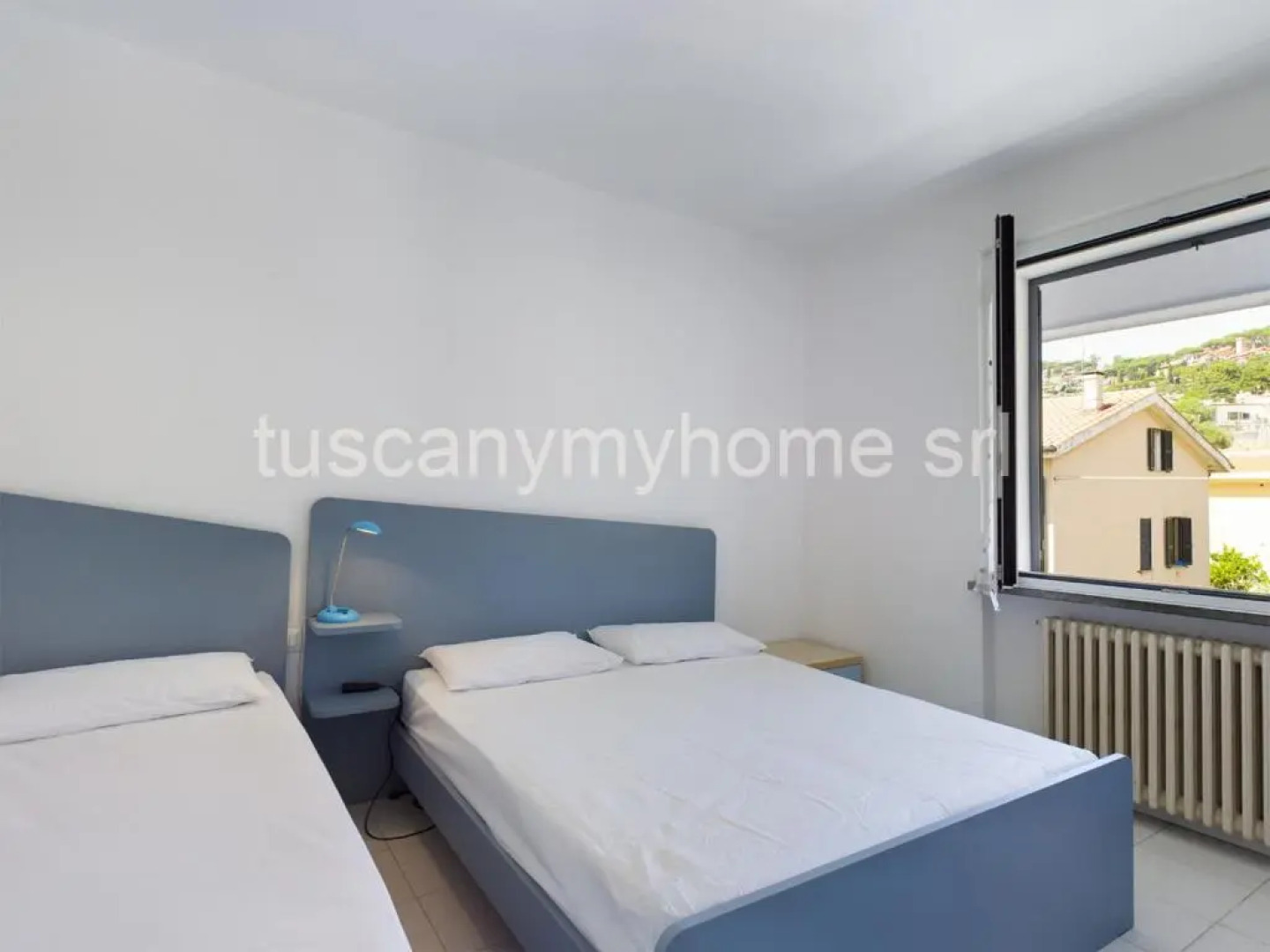 MAYFLOWER terrazza vista mare e posto auto a 50 metri dal mare