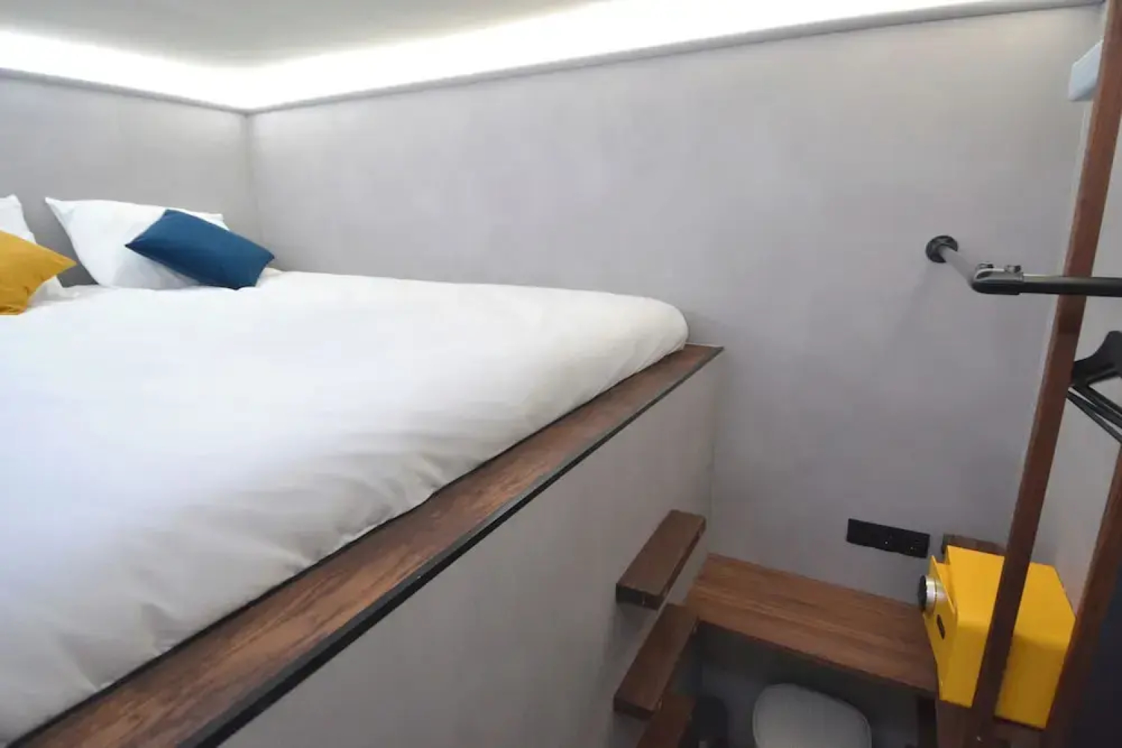 The Hyve Capsule hostel Amsterdam
