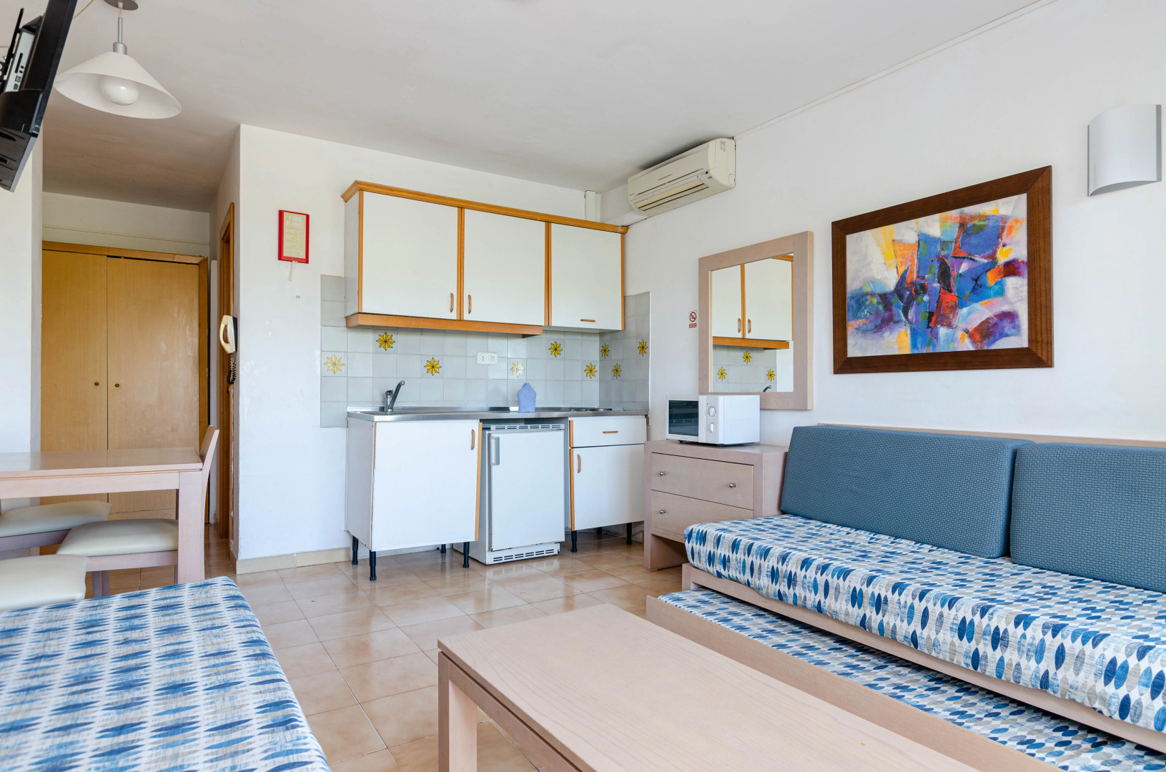 Mariner Club Apartments