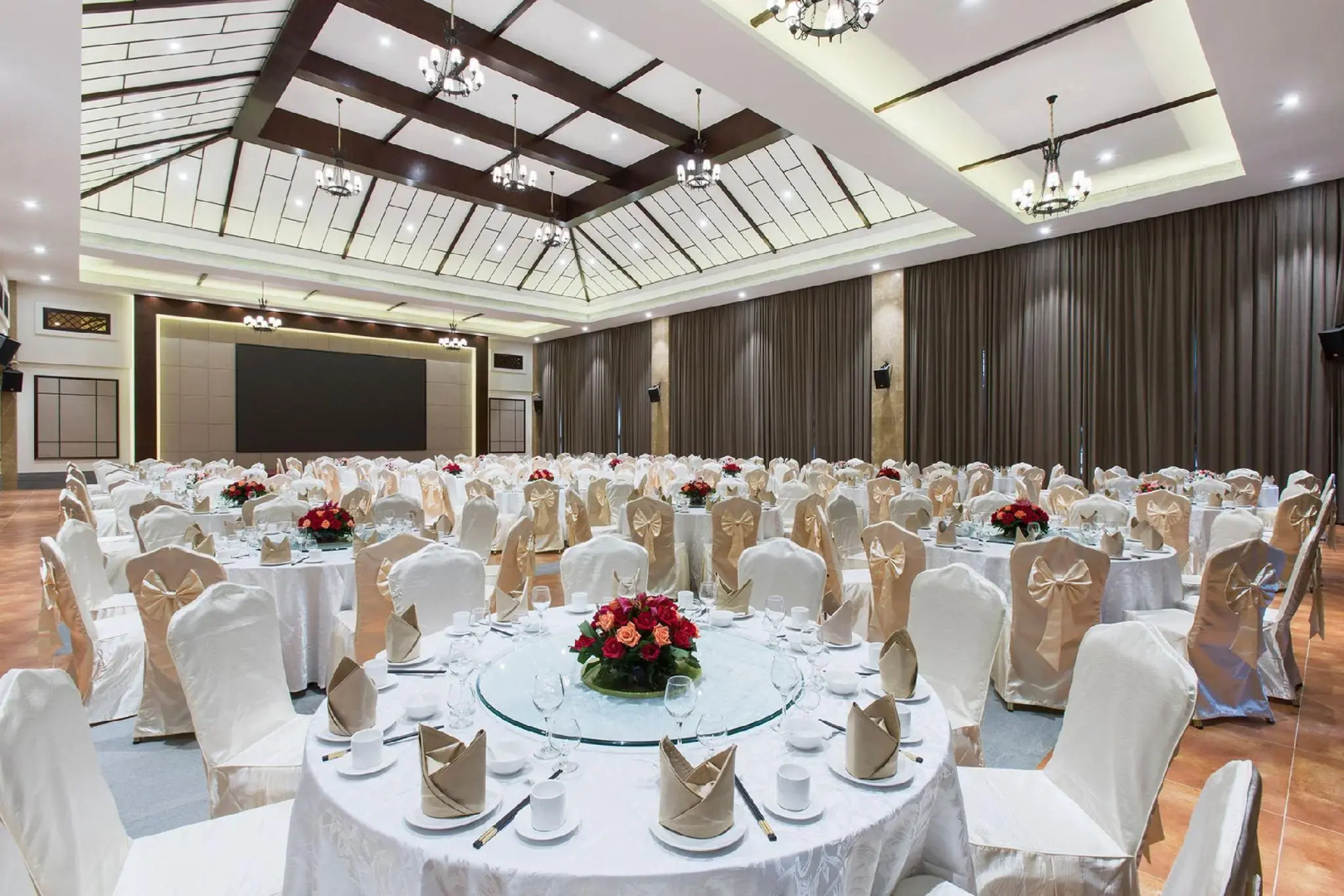 LN Dongfang Hot Spring Resort