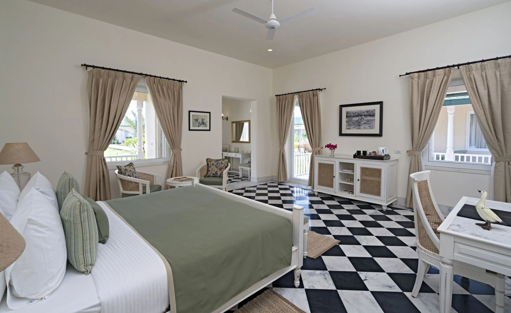 Hotel Sariska Manor